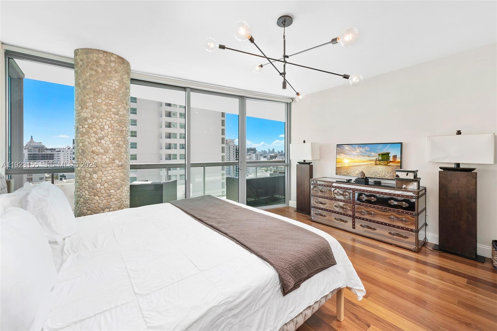 101 20th St #1706 Miami Beach, FL 33139