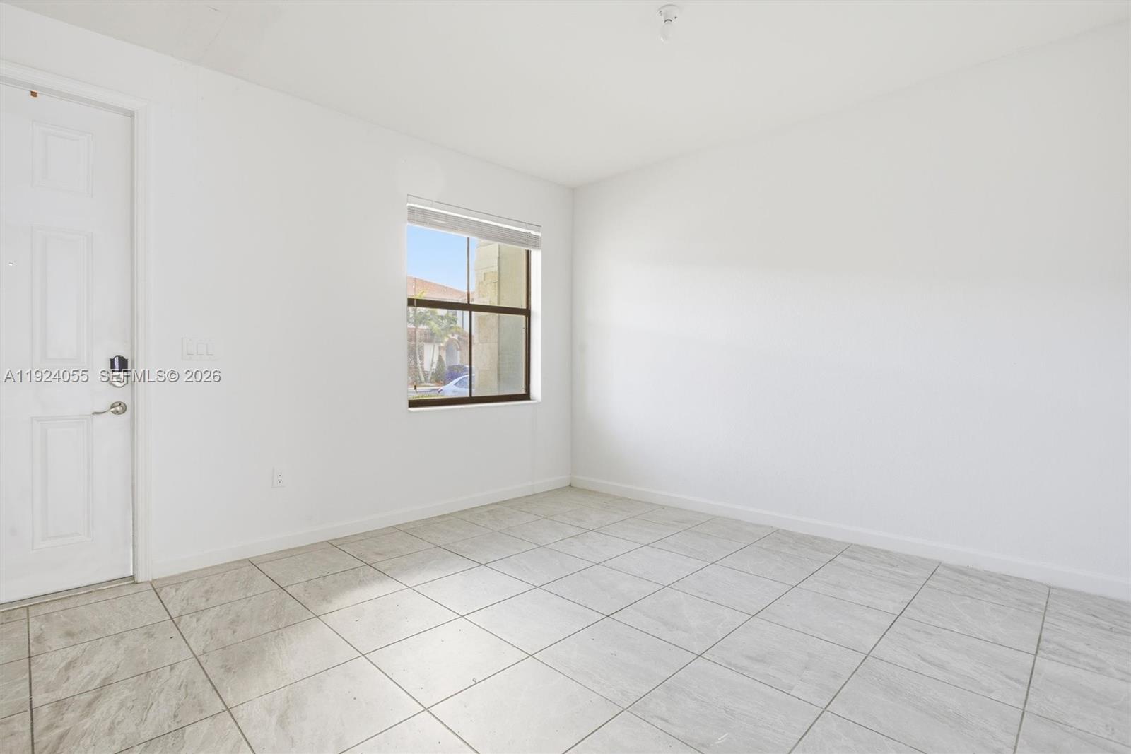 3355 W 106th Ter Hialeah, FL 33018