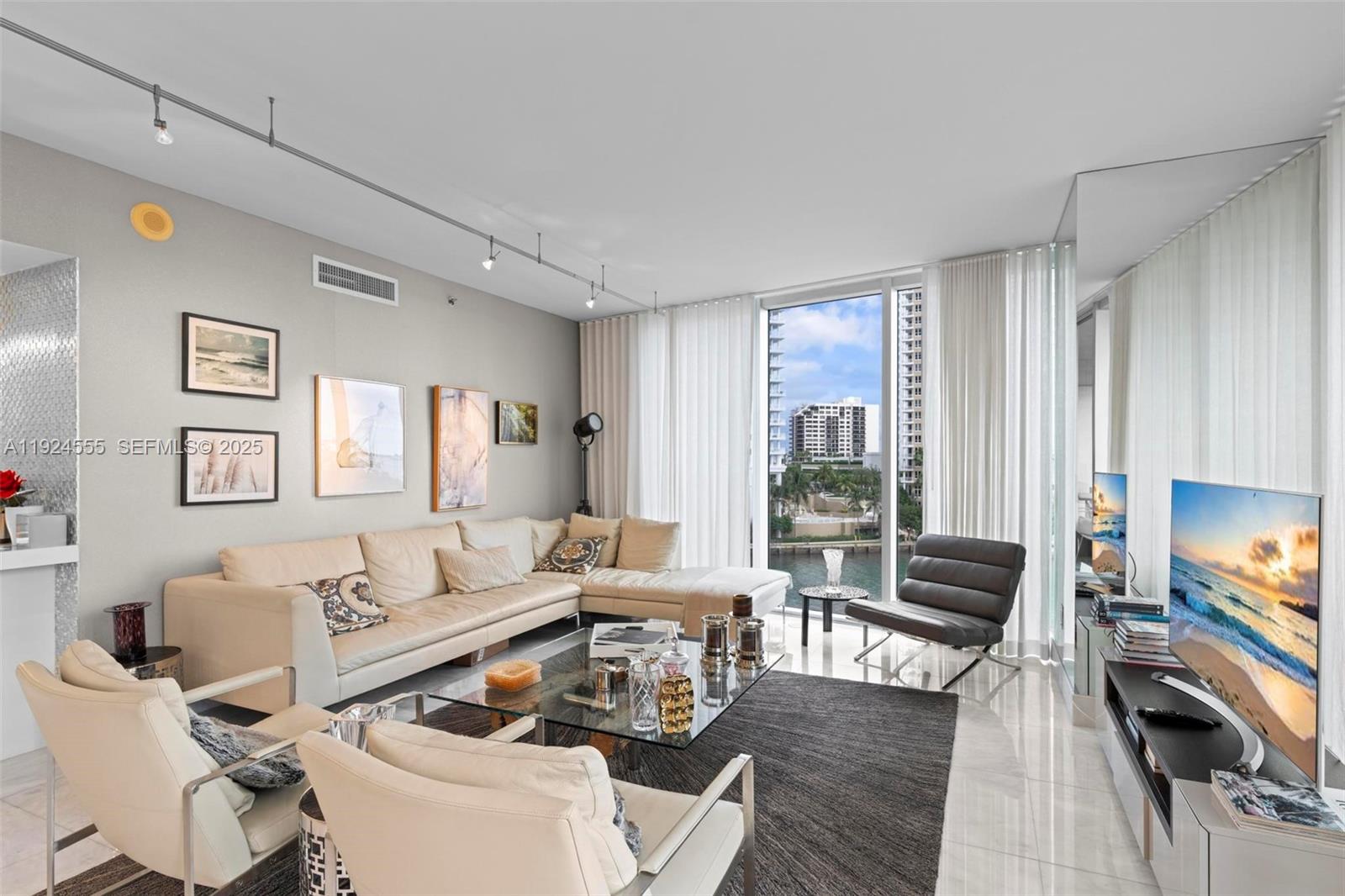 495 Brickell Ave #501 Miami, FL 33131