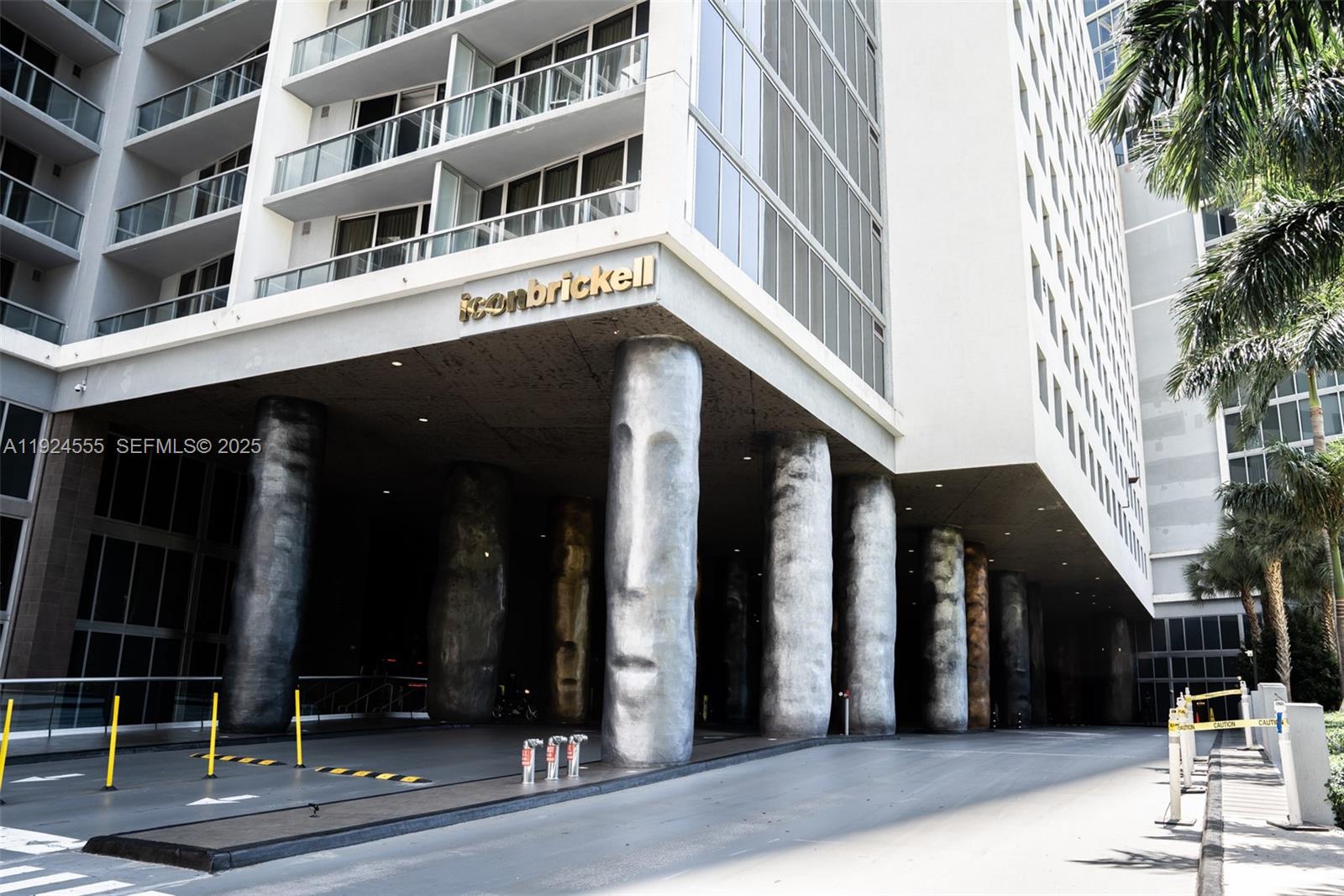 495 Brickell Ave #501 Miami, FL 33131