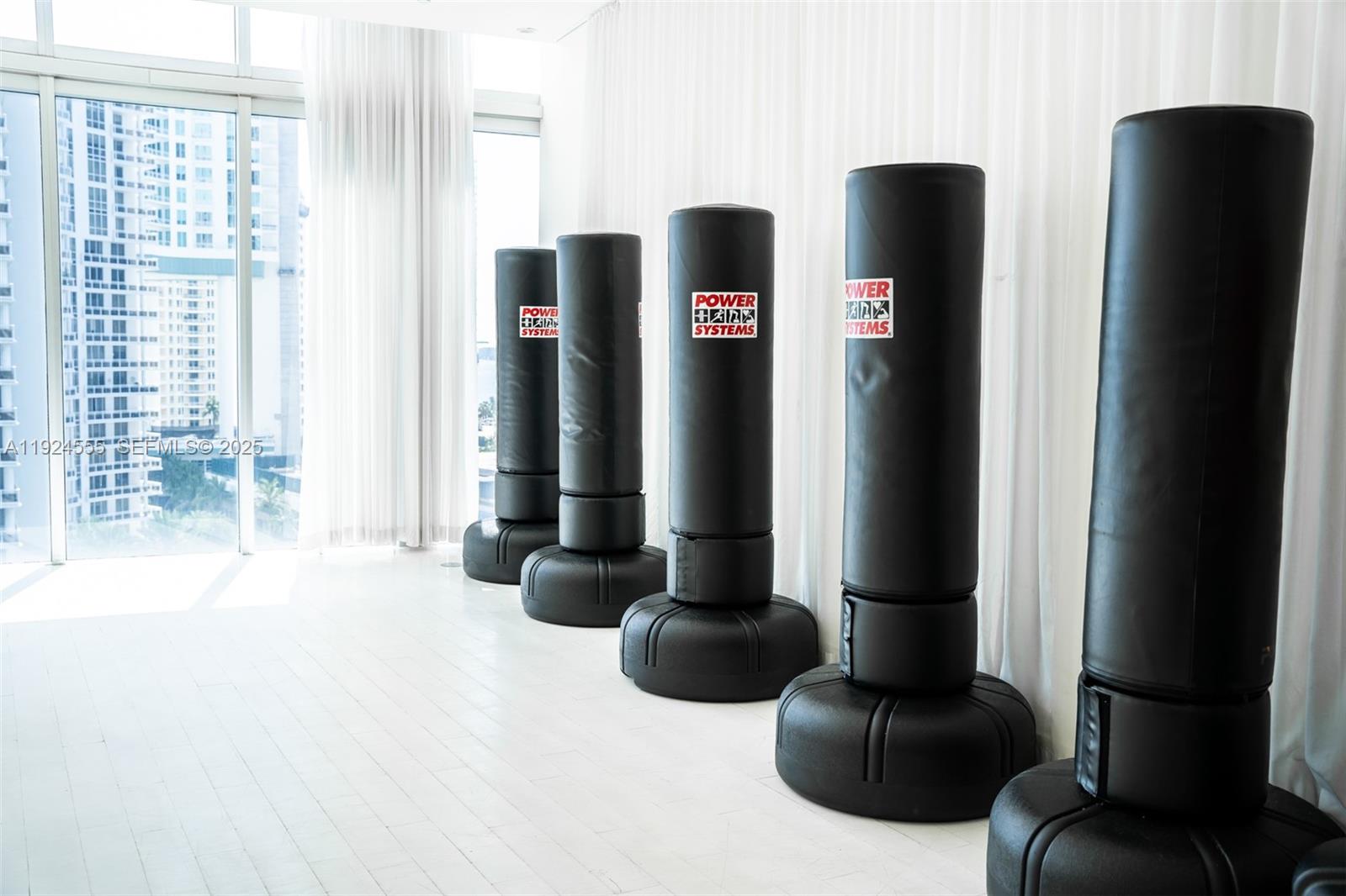 495 Brickell Ave #501 Miami, FL 33131