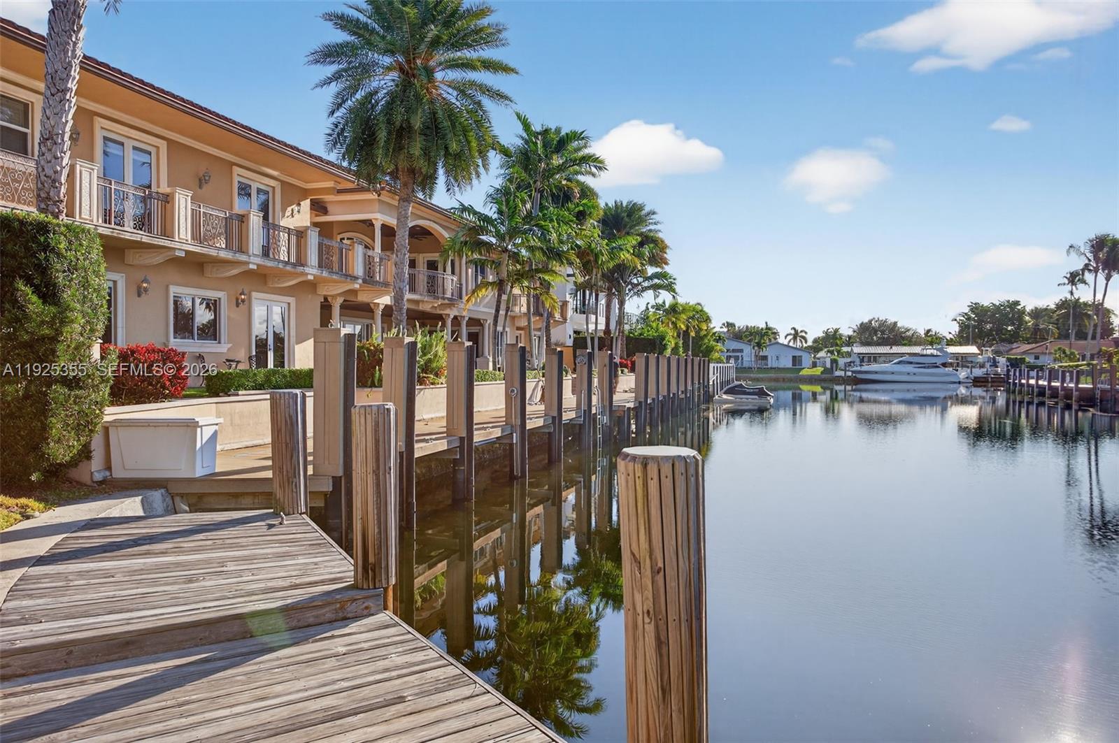 4060 NE 26th Ave Lighthouse Point, FL 33064