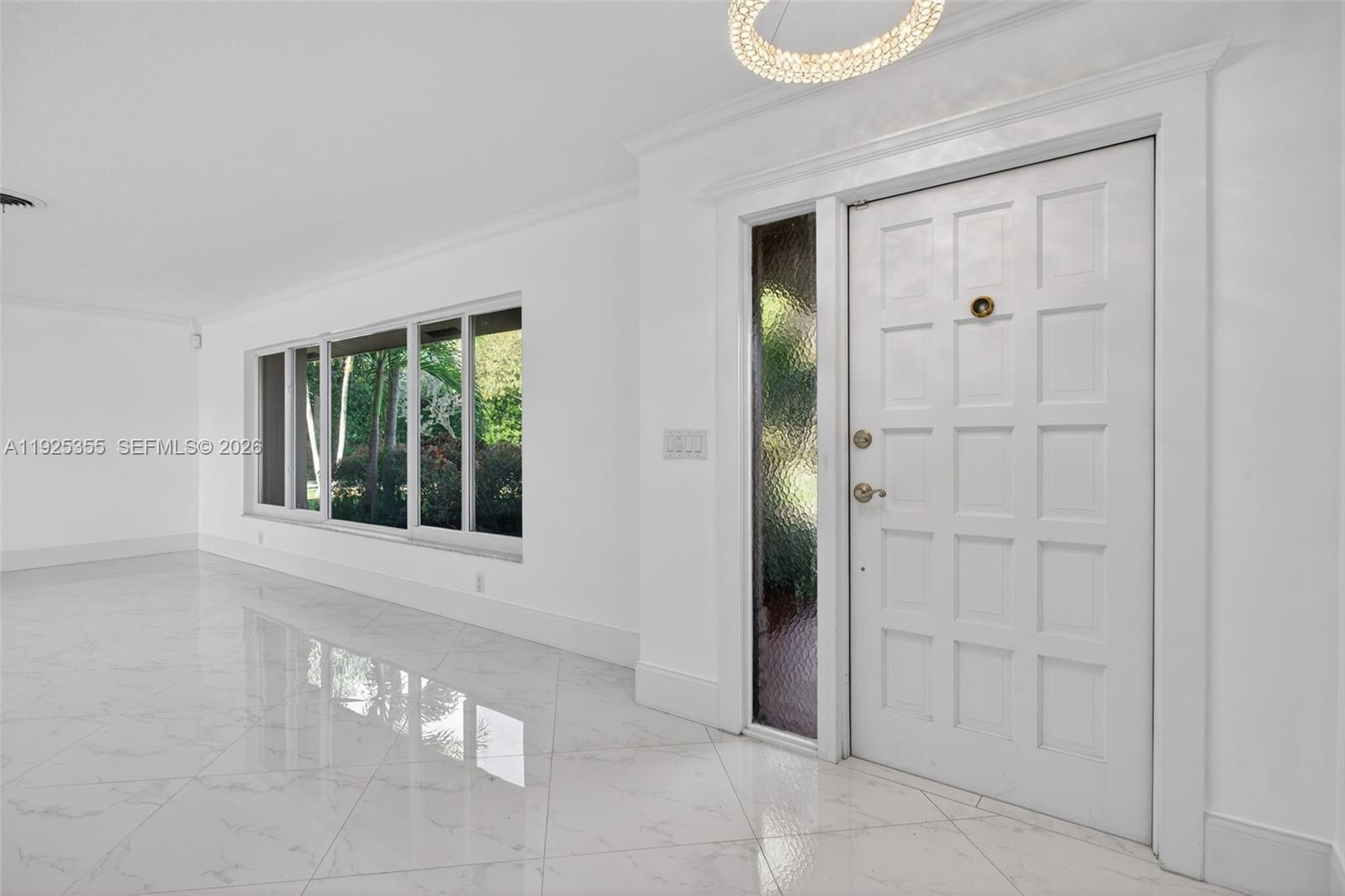 4060 NE 26th Ave Lighthouse Point, FL 33064