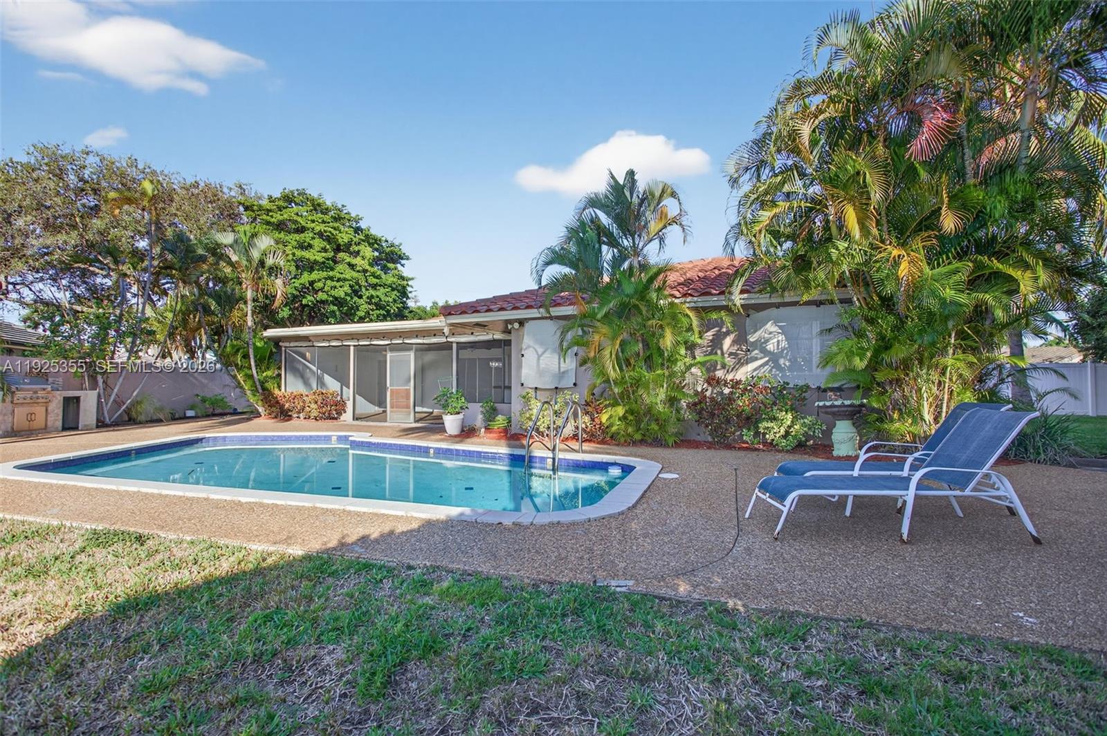 4060 NE 26th Ave Lighthouse Point, FL 33064