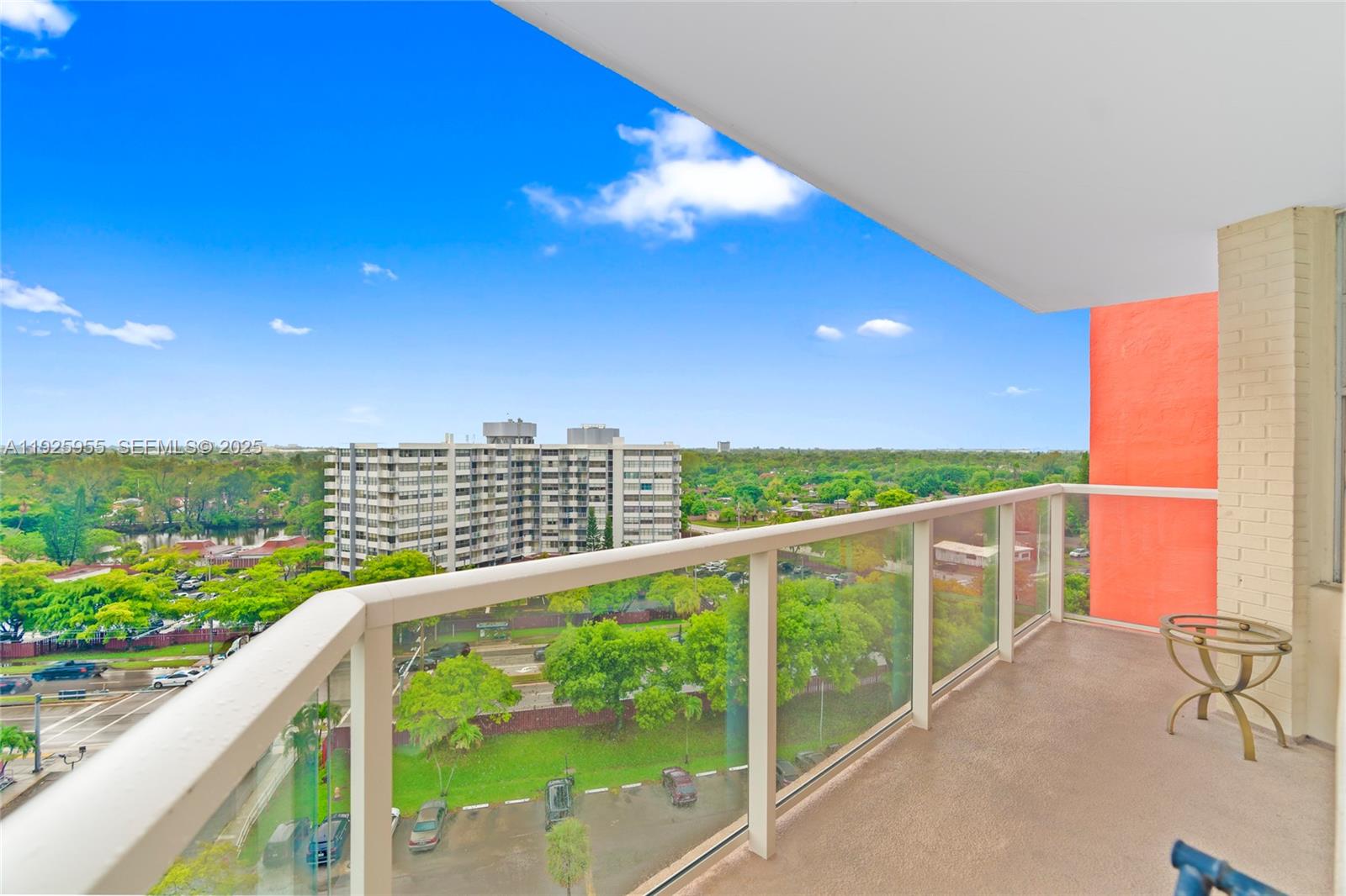 1301 NE Miami Gdns Dr #1025W