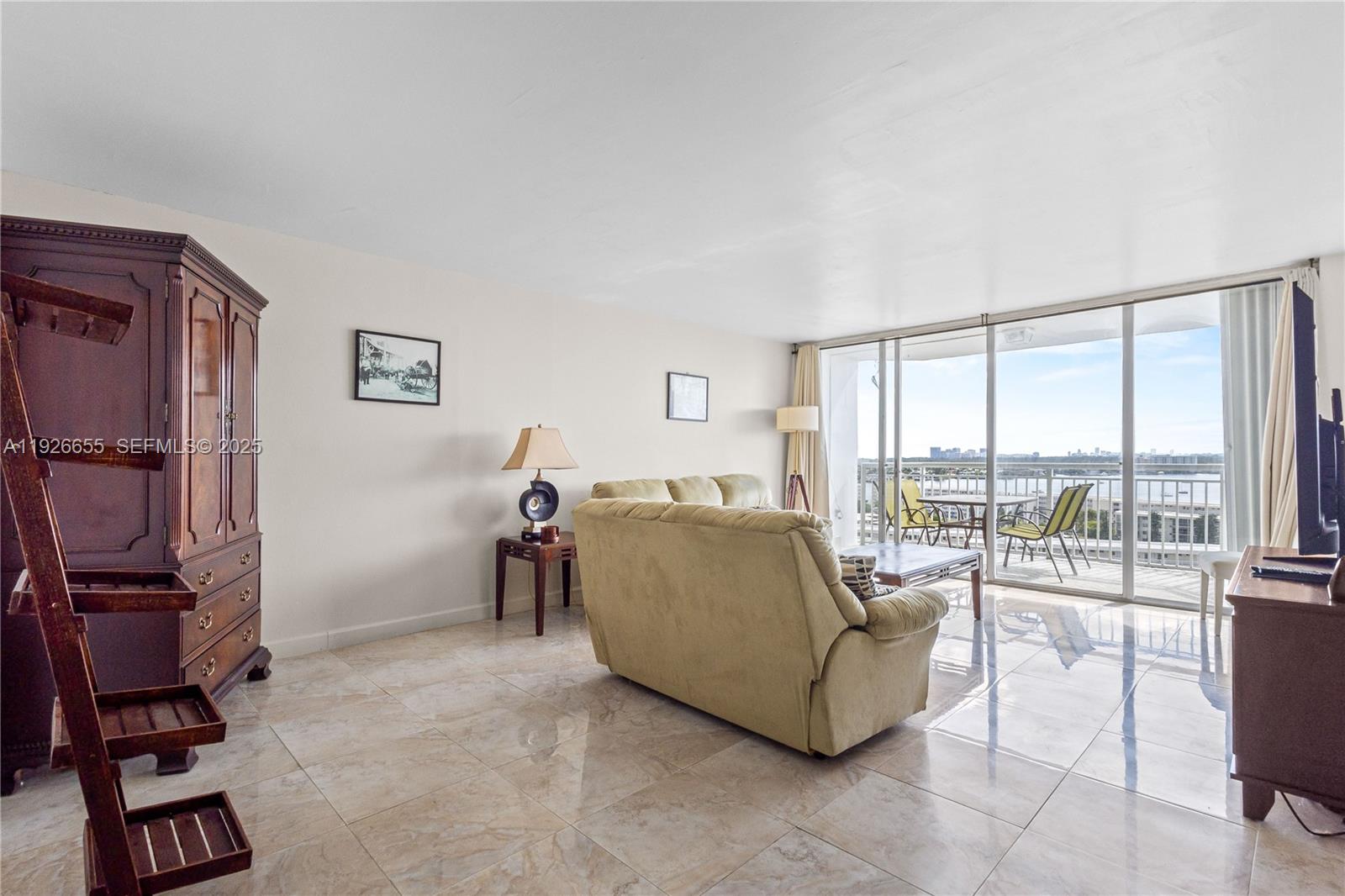 18011 Biscayne Blvd #1501 Aventura, FL 33160
