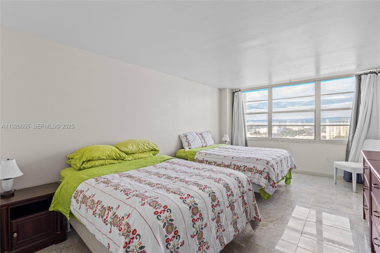 18011 Biscayne Blvd #1501 Aventura, FL 33160