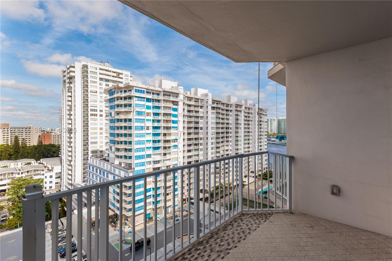 18011 Biscayne Blvd #1501 Aventura, FL 33160