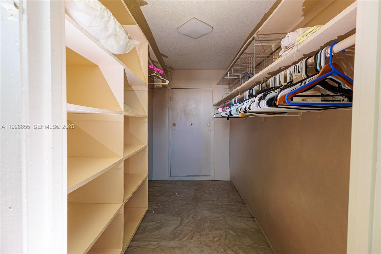 18011 Biscayne Blvd #1501 Aventura, FL 33160