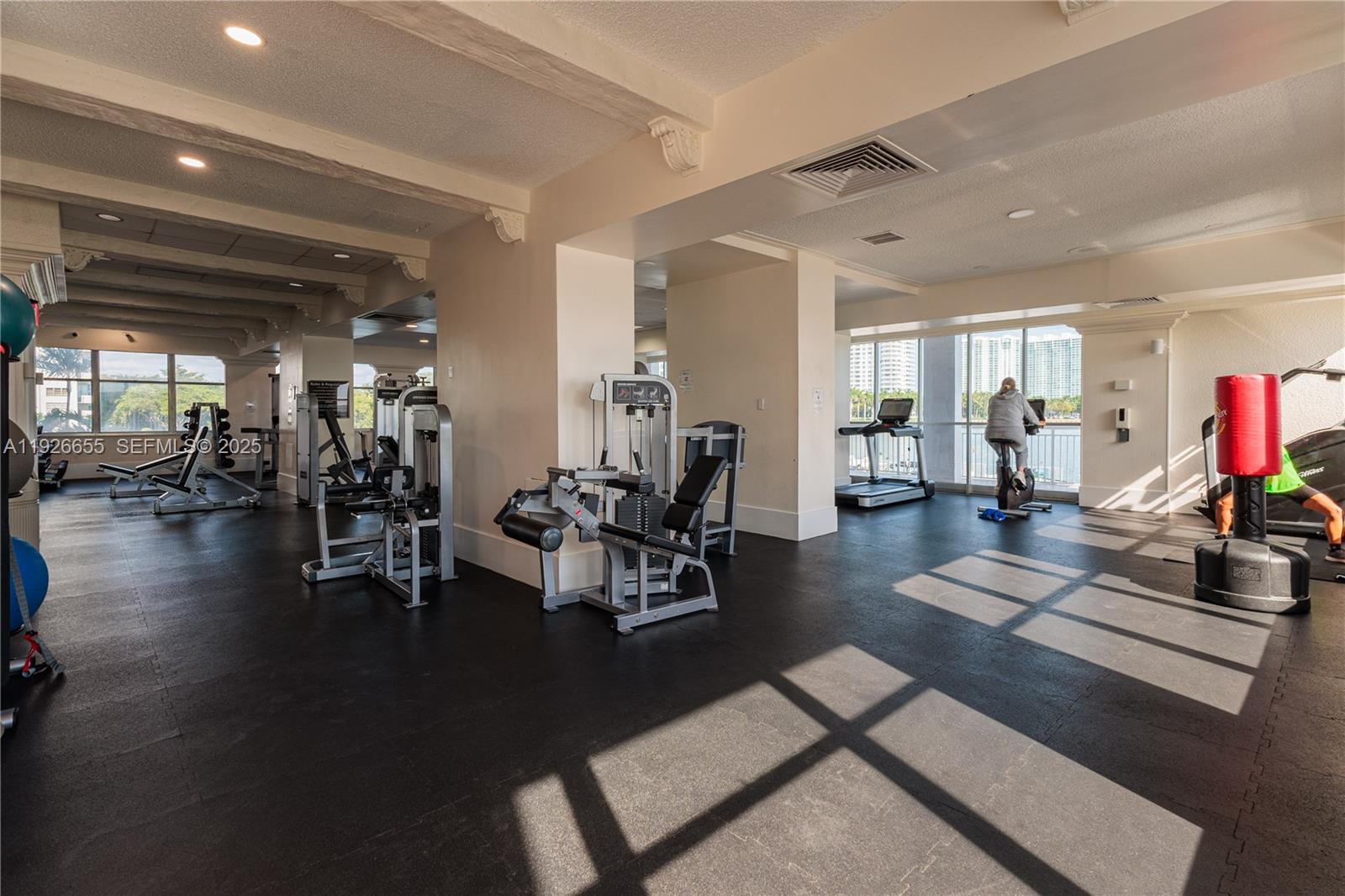 18011 Biscayne Blvd #1501 Aventura, FL 33160