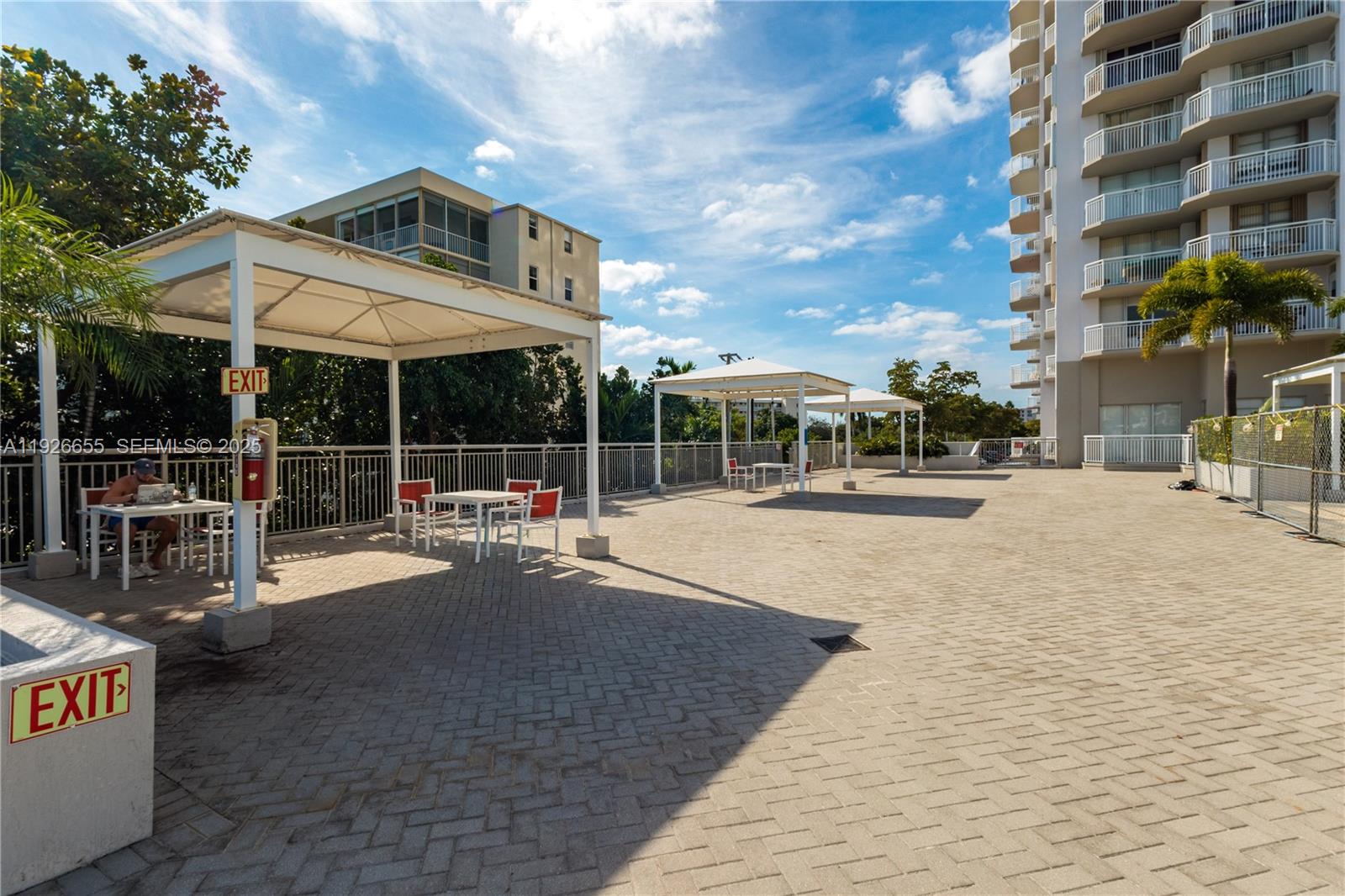 18011 Biscayne Blvd #1501 Aventura, FL 33160