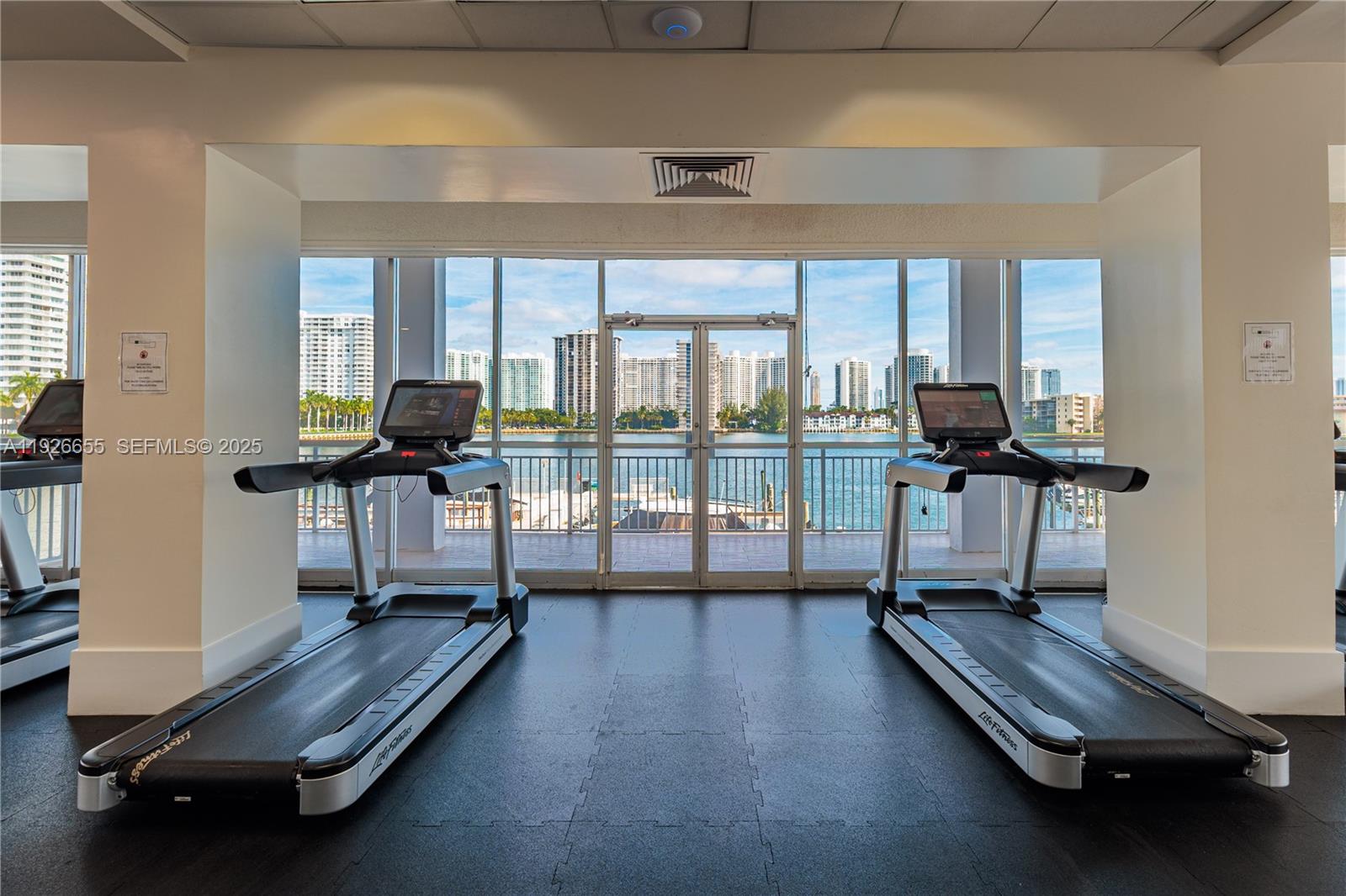 18011 Biscayne Blvd #1501 Aventura, FL 33160