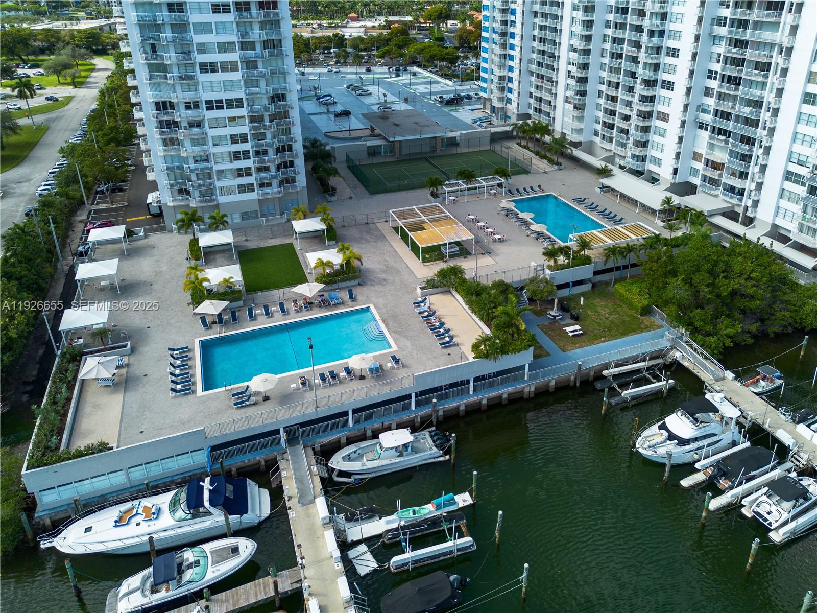 18011 Biscayne Blvd #1501 Aventura, FL 33160