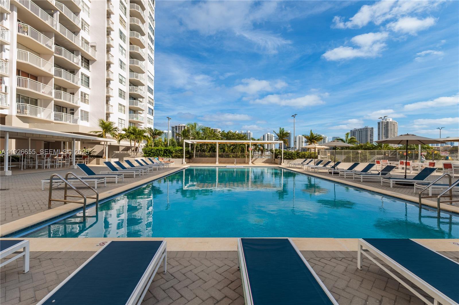 18011 Biscayne Blvd #1501 Aventura, FL 33160