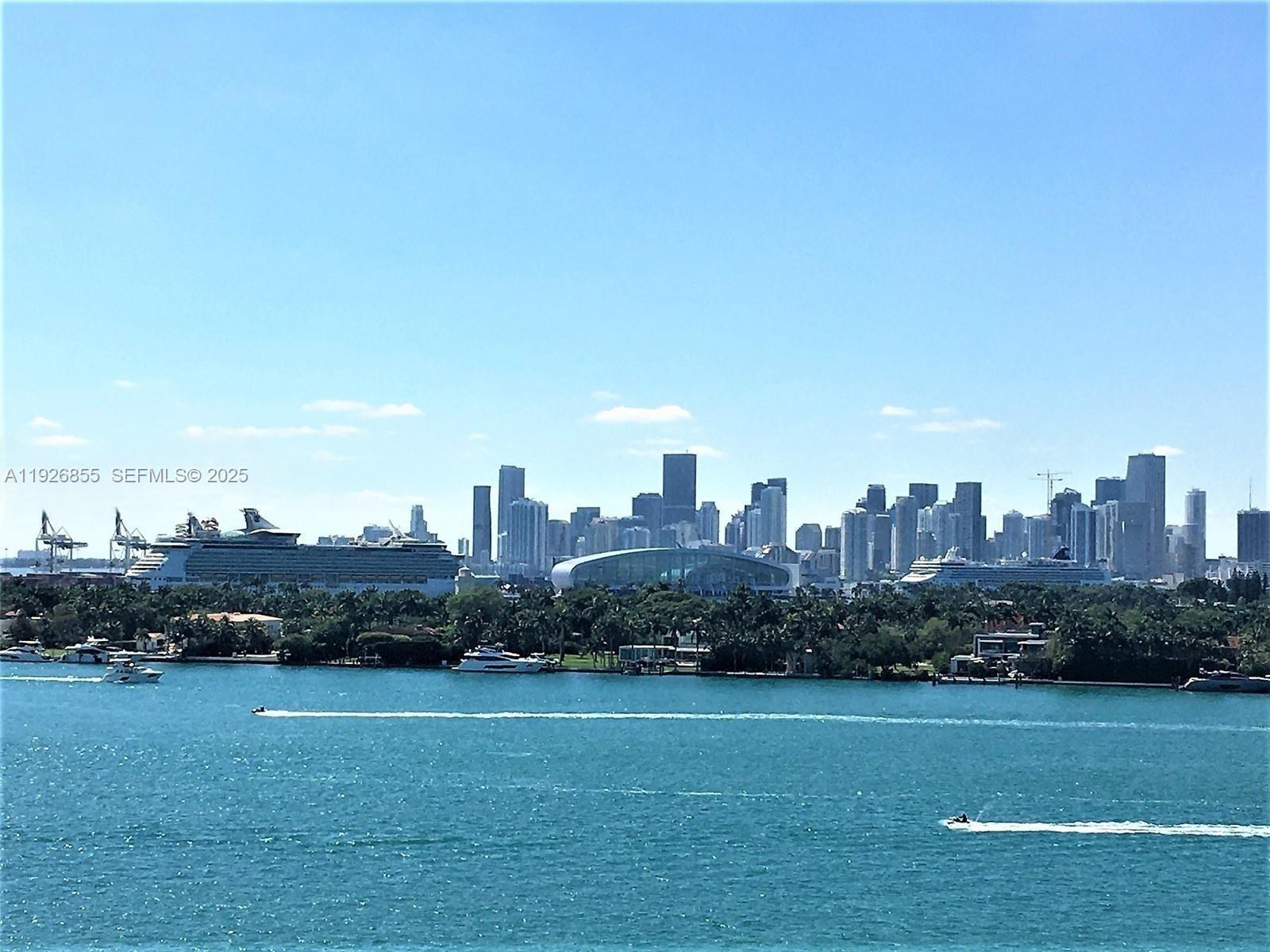 1000 West Ave #1027 Miami Beach, FL 33139