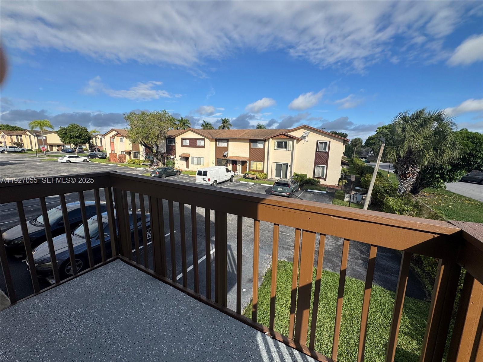 6607 Winfield Blvd #A-48 Margate, FL 33063