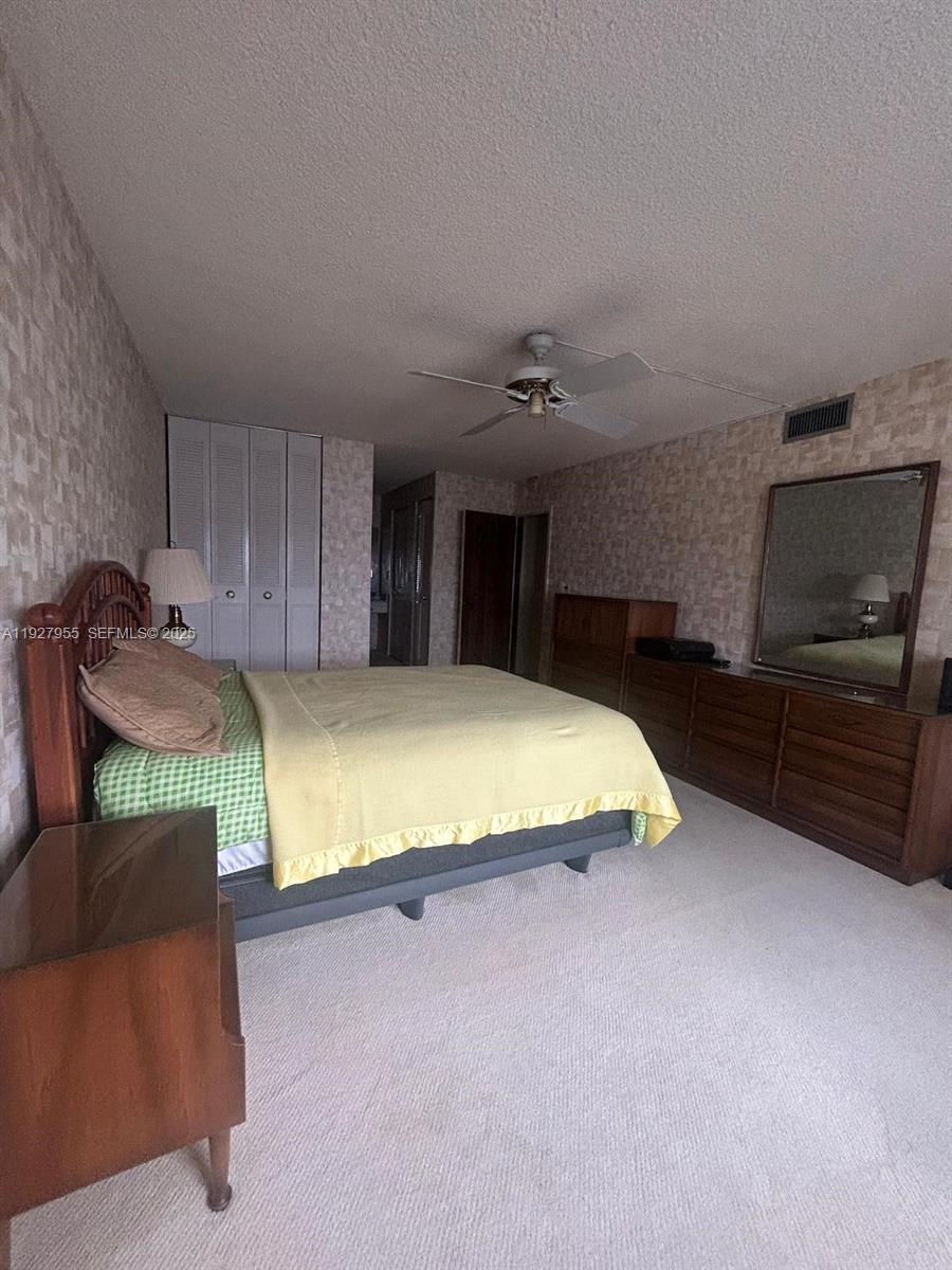 image Winston Towers 2003