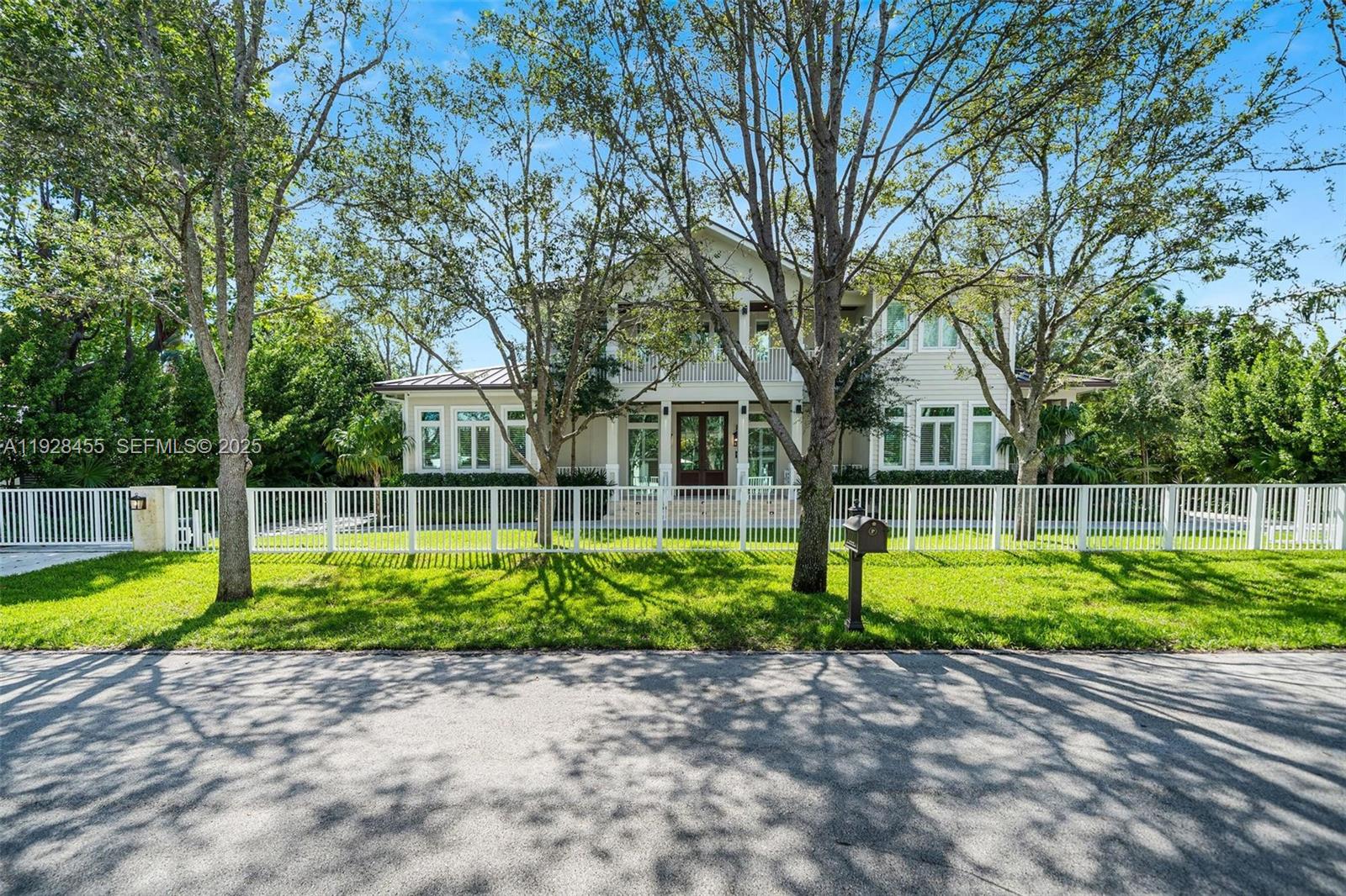 7220 SW 125th St Pinecrest, FL 33156