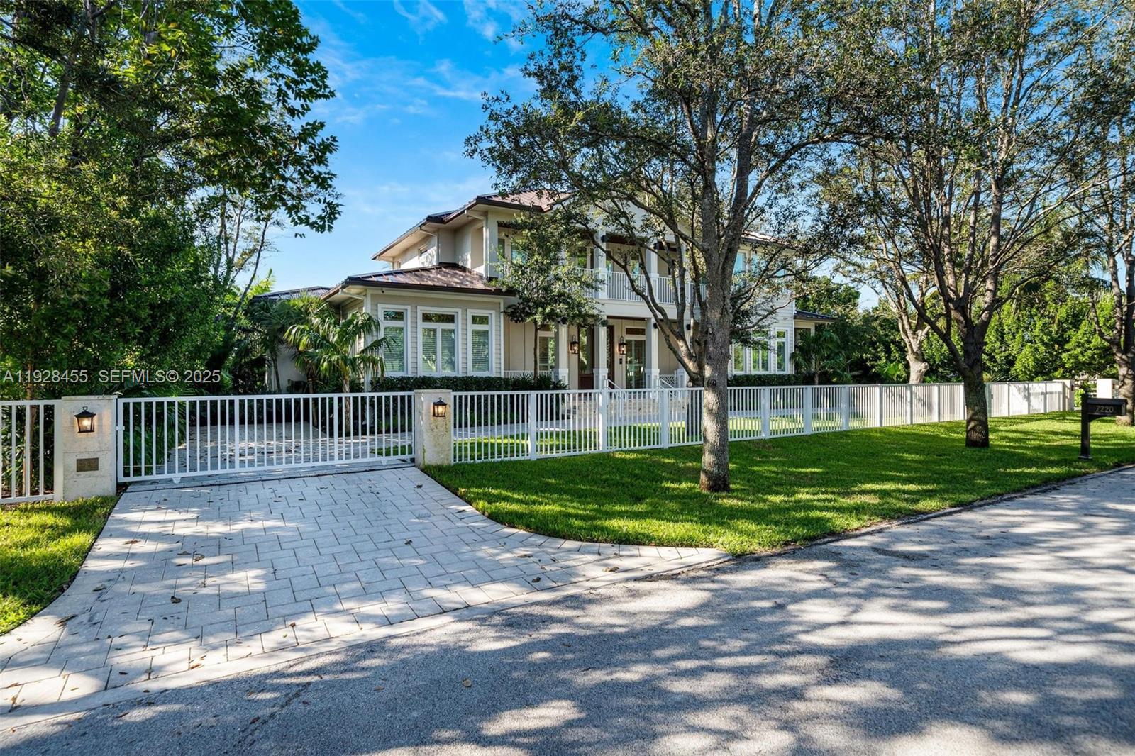 7220 SW 125th St Pinecrest, FL 33156