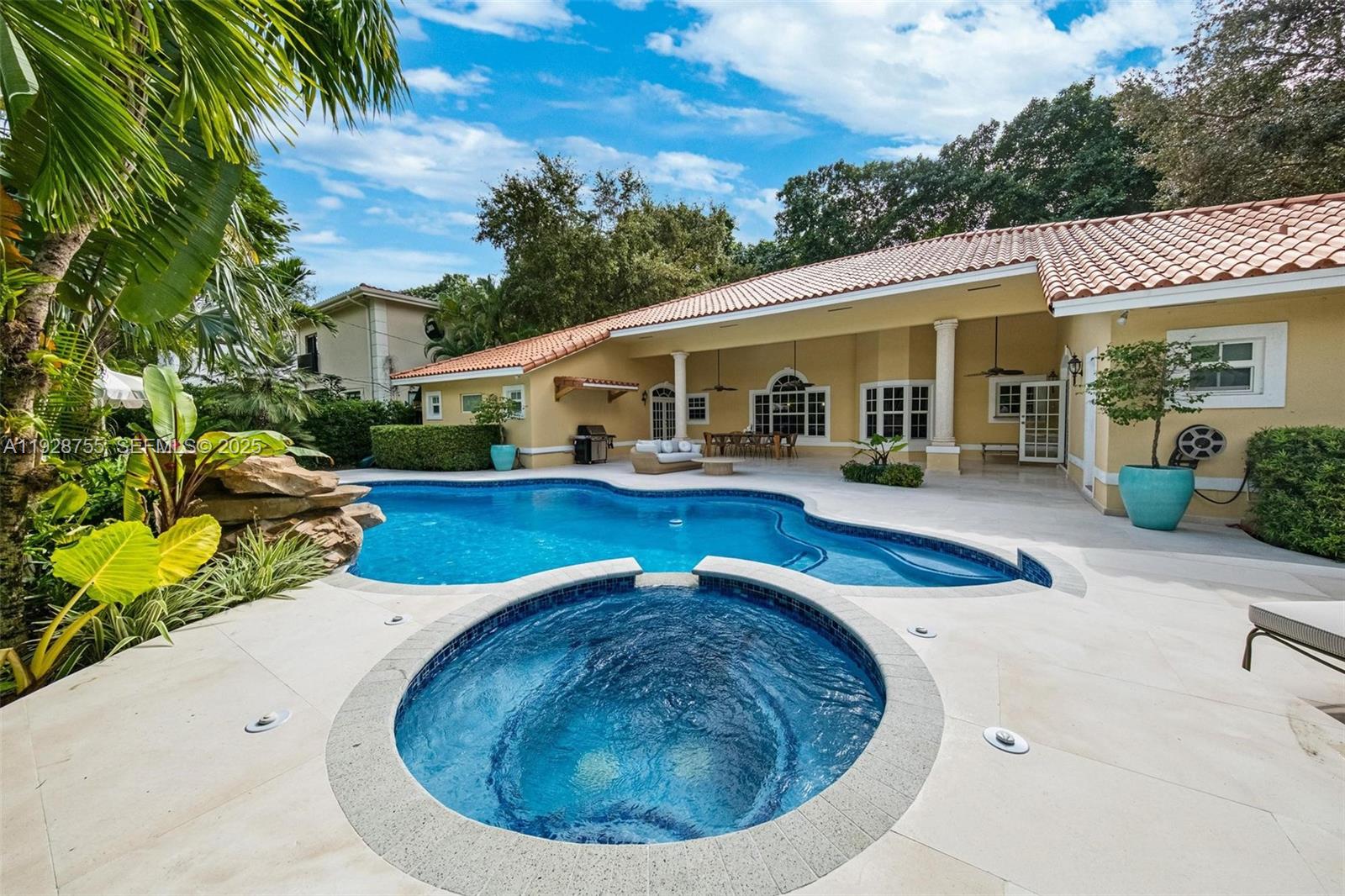 1033 Almeria Ave Coral Gables, FL 33134