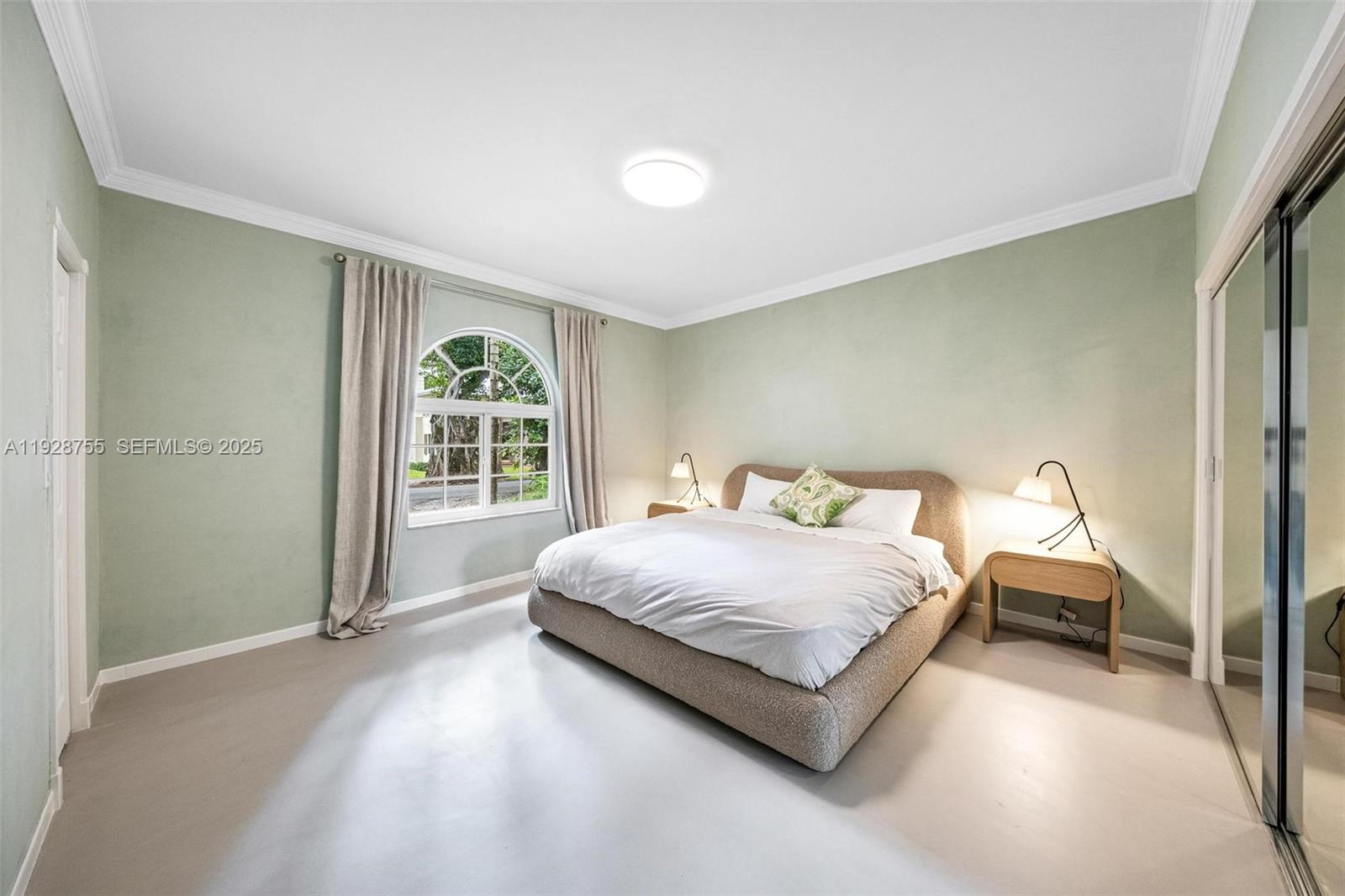 1033 Almeria Ave Coral Gables, FL 33134