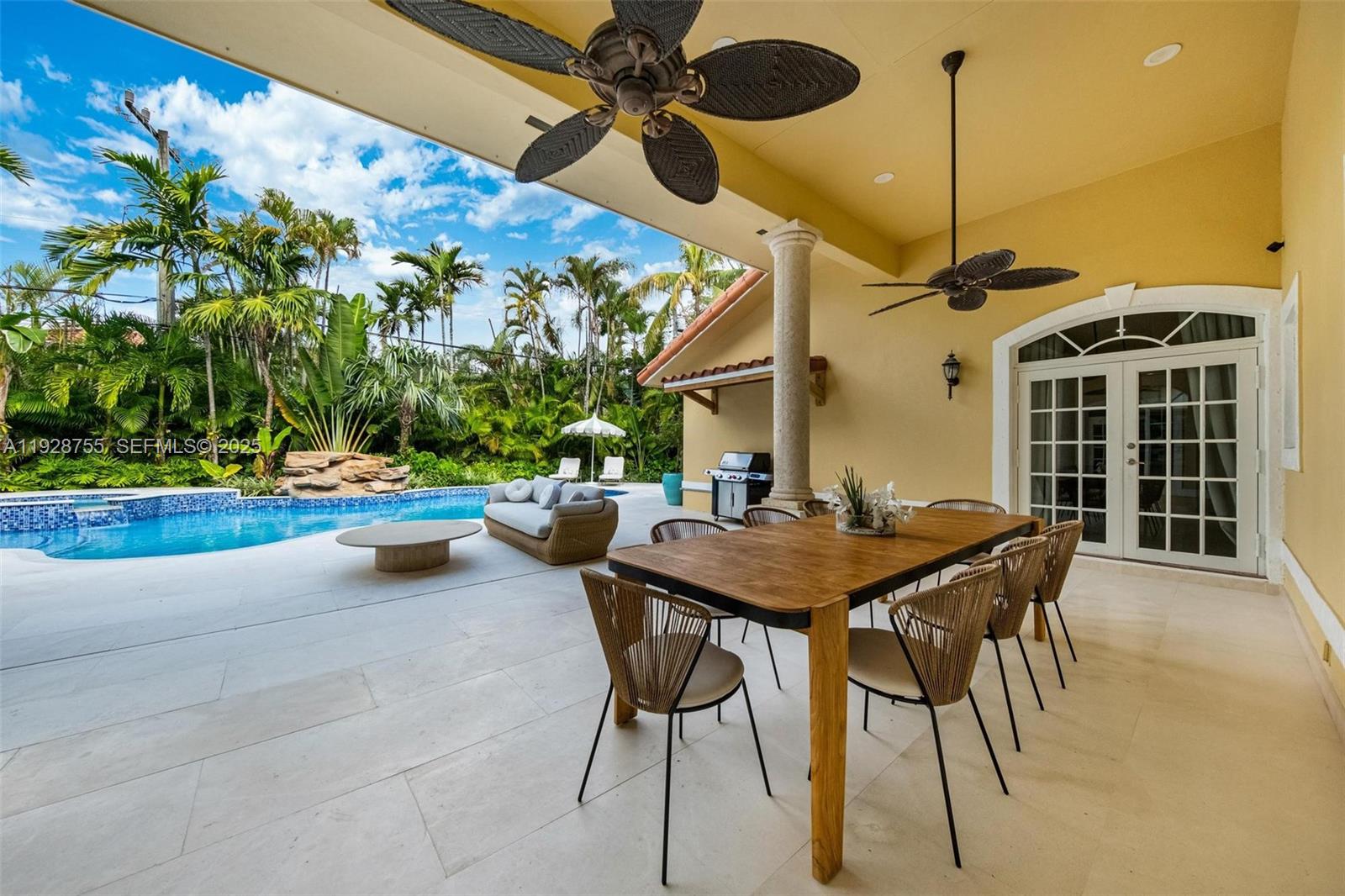 1033 Almeria Ave Coral Gables, FL 33134