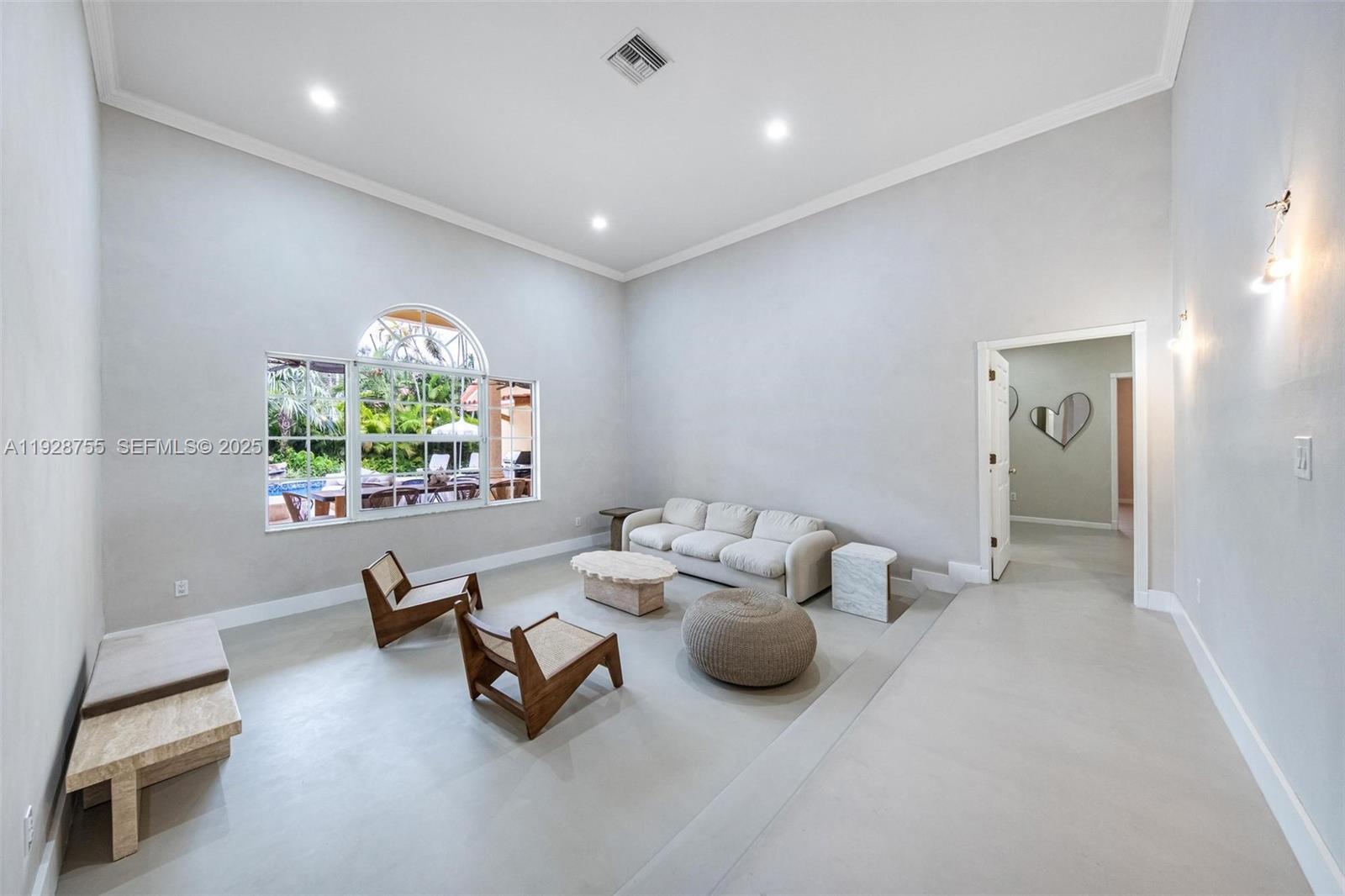 1033 Almeria Ave Coral Gables, FL 33134