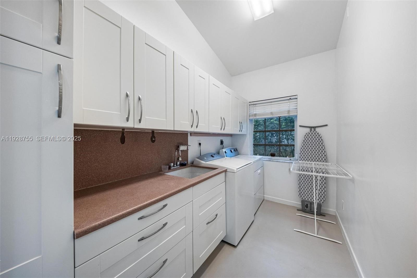 1033 Almeria Ave Coral Gables, FL 33134