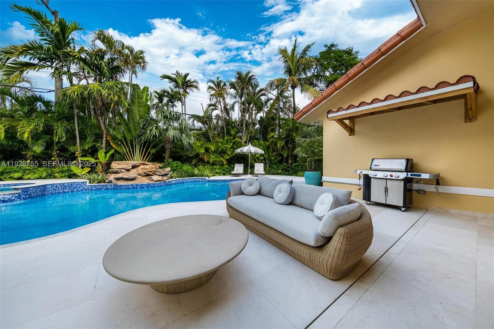 1033 Almeria Ave Coral Gables, FL 33134