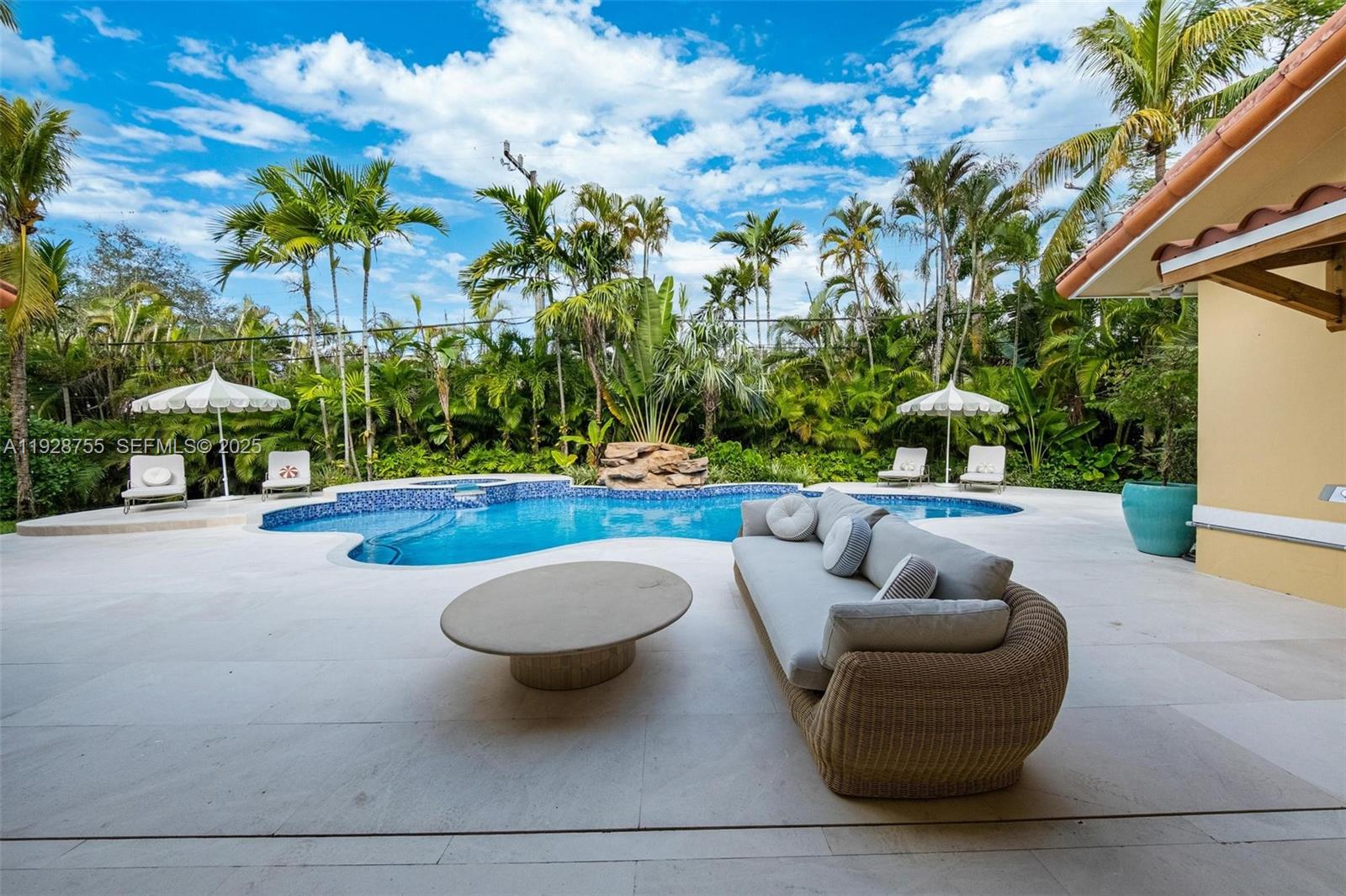 1033 Almeria Ave Coral Gables, FL 33134