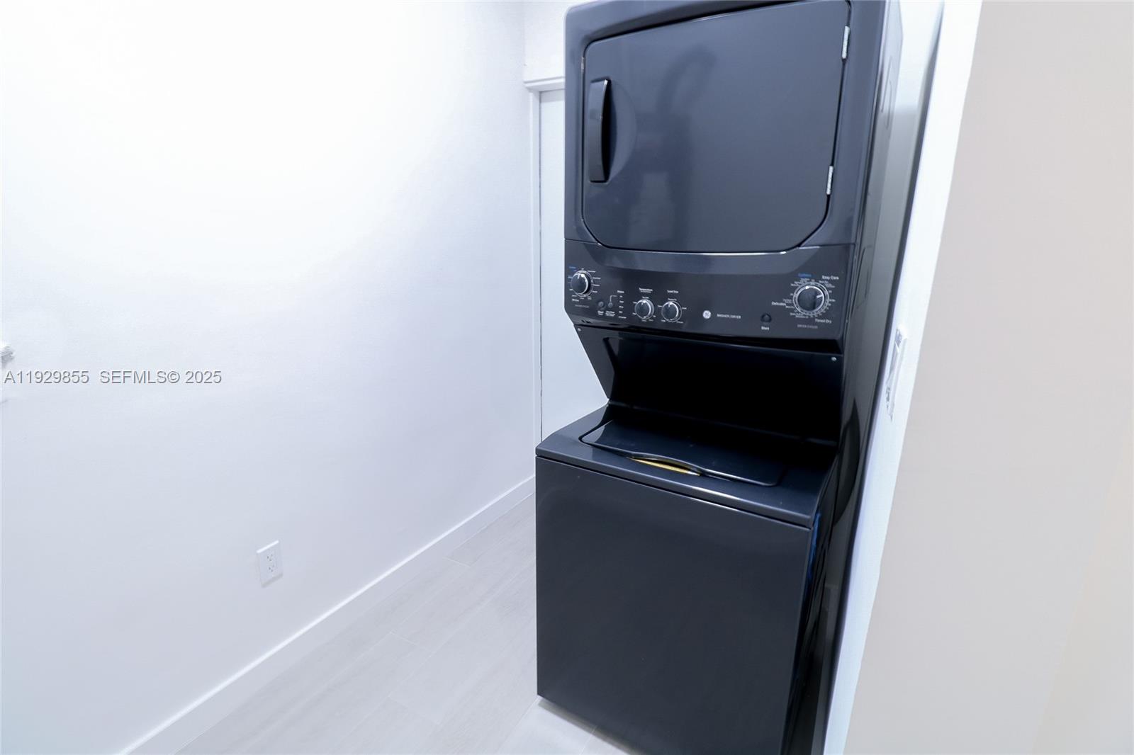 221 SW 11th Ave #1 Miami, FL 33130