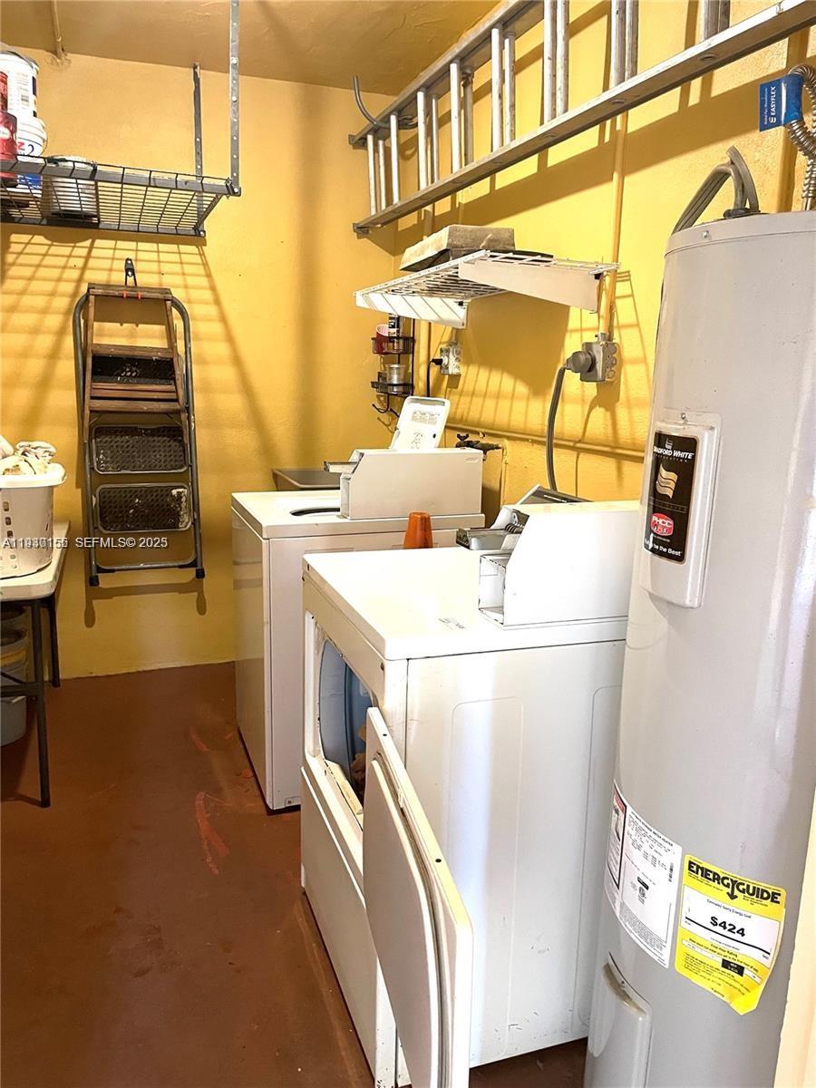 1733 Mayo St #2 Hollywood, FL 33020