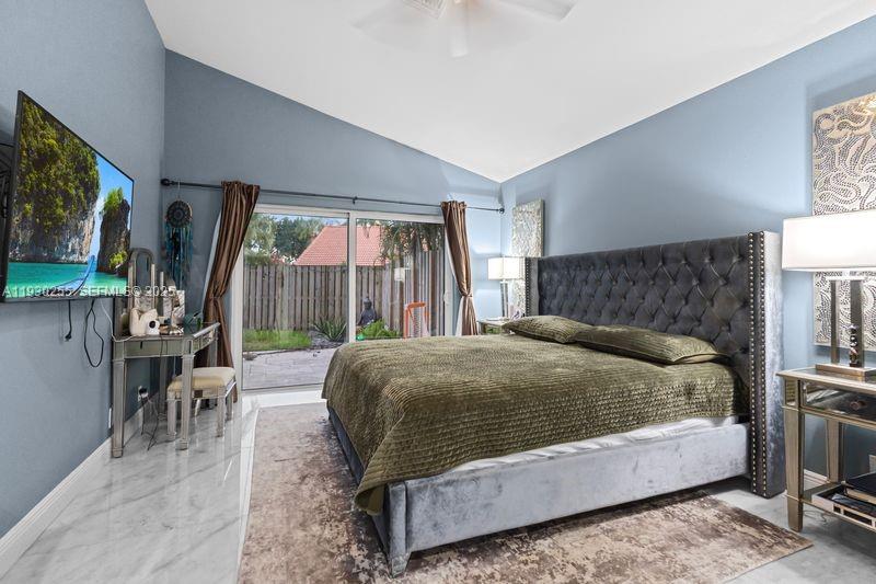 6952 NW 27th Ct Margate, FL 33063