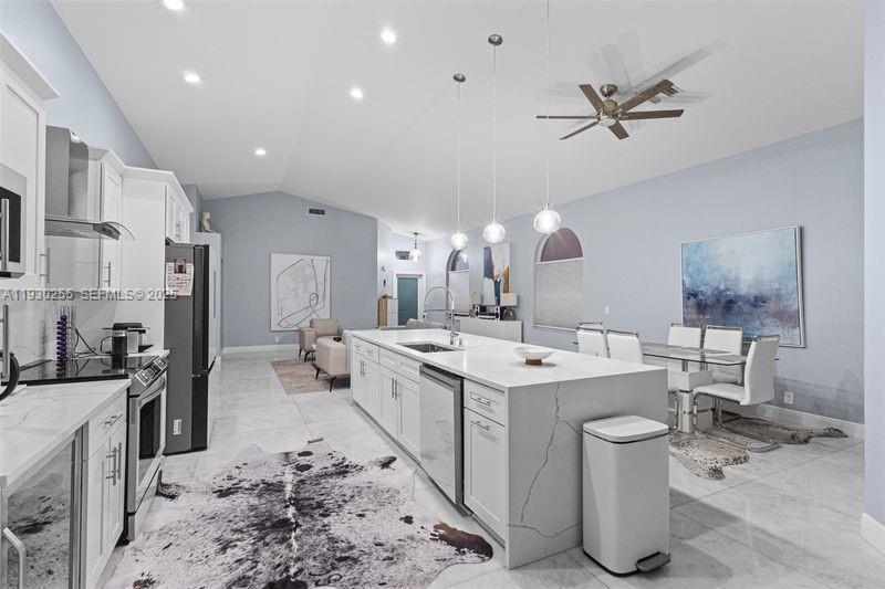 6952 NW 27th Ct Margate, FL 33063