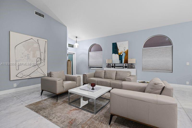 6952 NW 27th Ct Margate, FL 33063