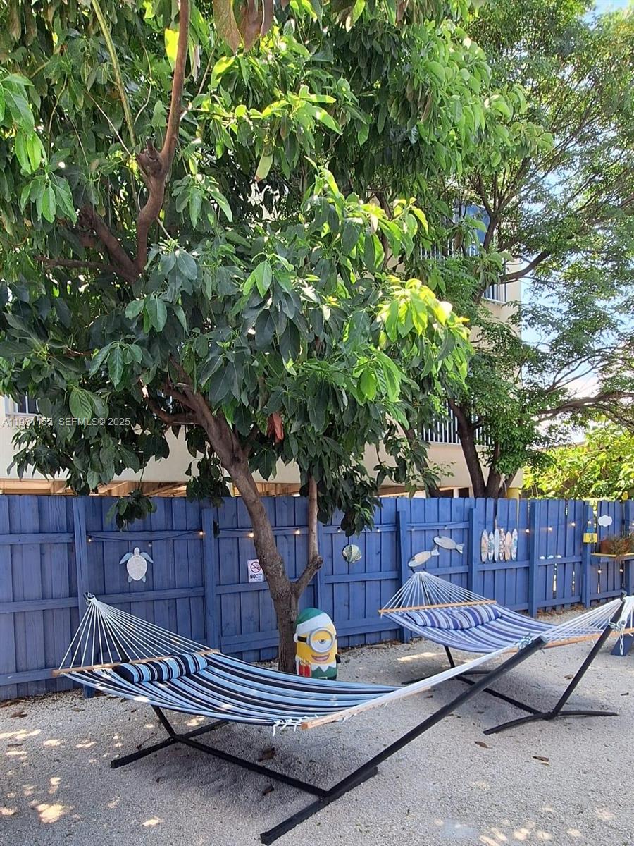 1535 SW 2nd St Miami, FL 33135