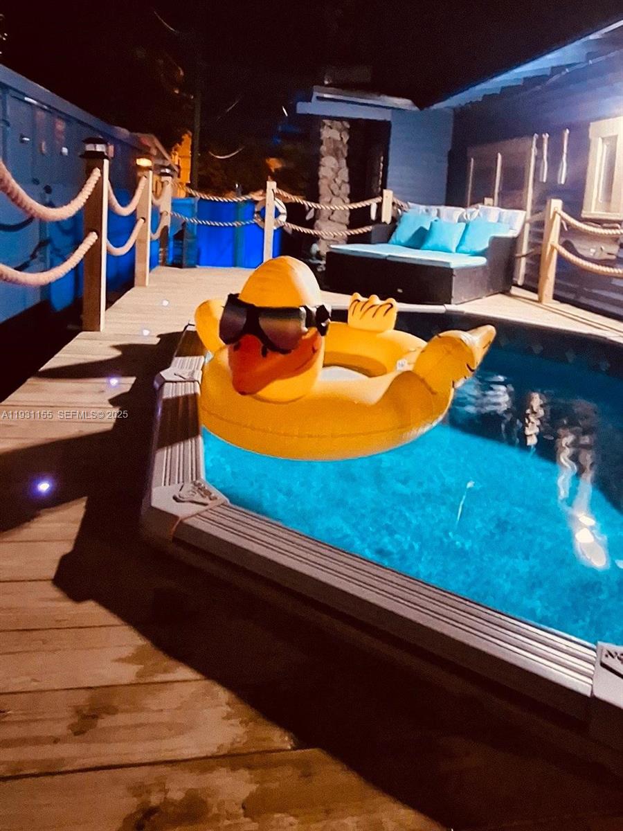 1535 SW 2nd St Miami, FL 33135