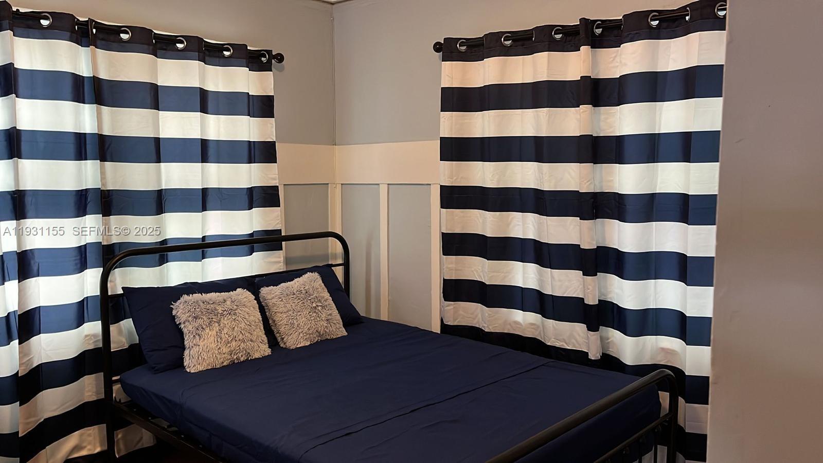 1535 SW 2nd St Miami, FL 33135