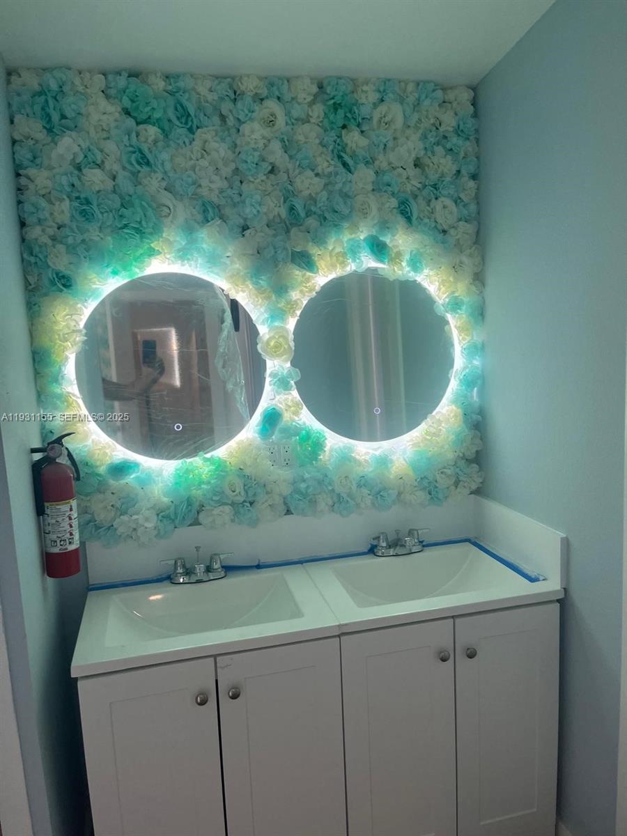 1535 SW 2nd St Miami, FL 33135