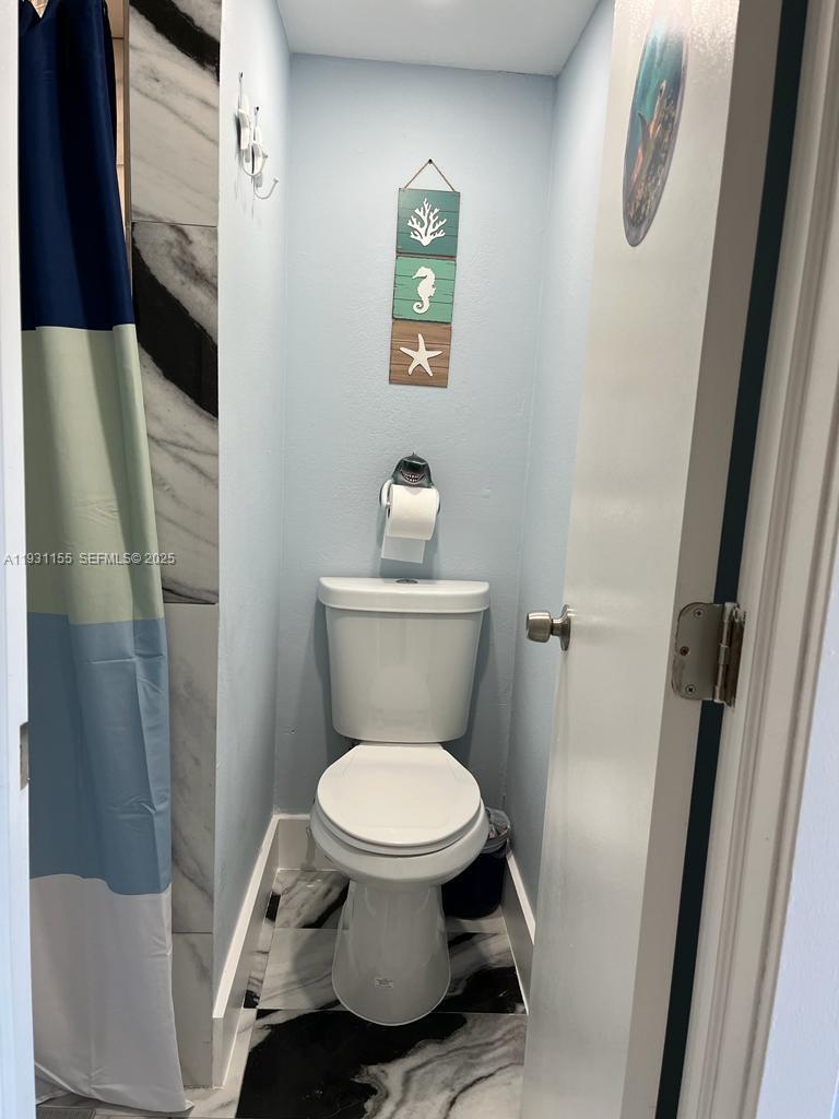 1535 SW 2nd St Miami, FL 33135