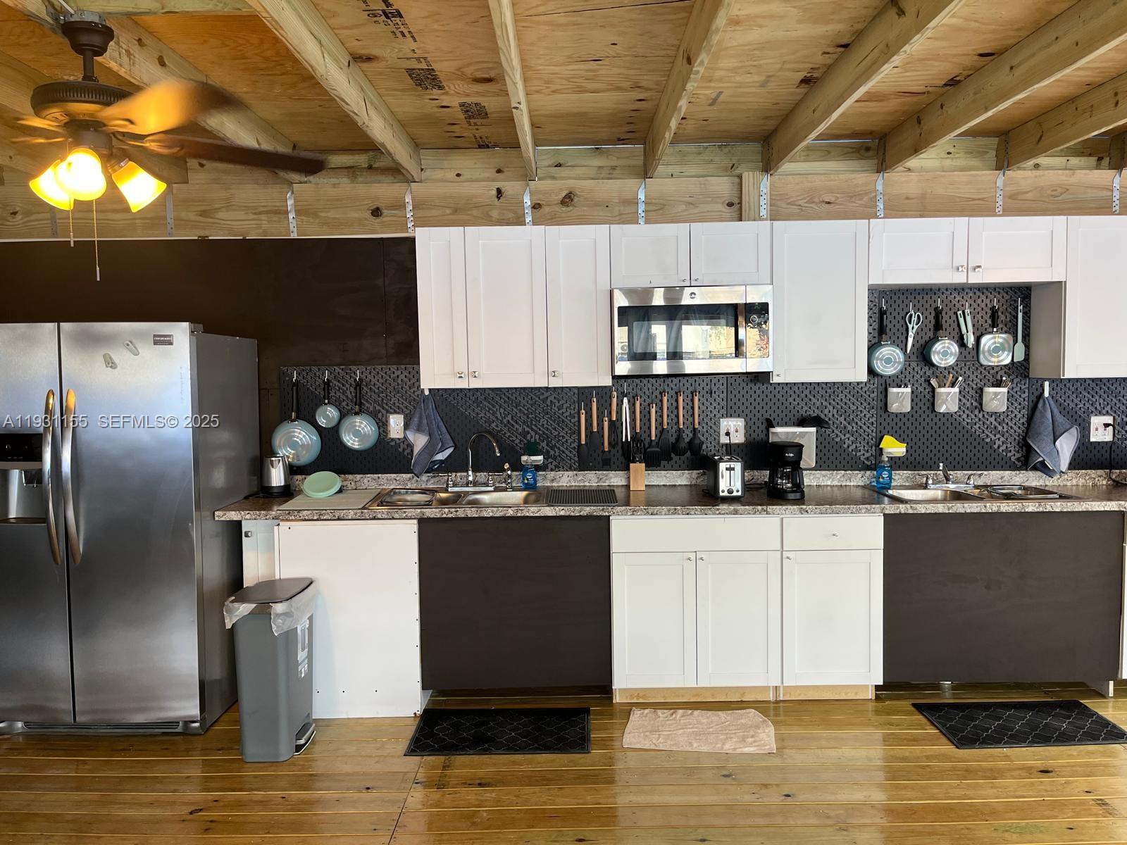 1535 SW 2nd St Miami, FL 33135