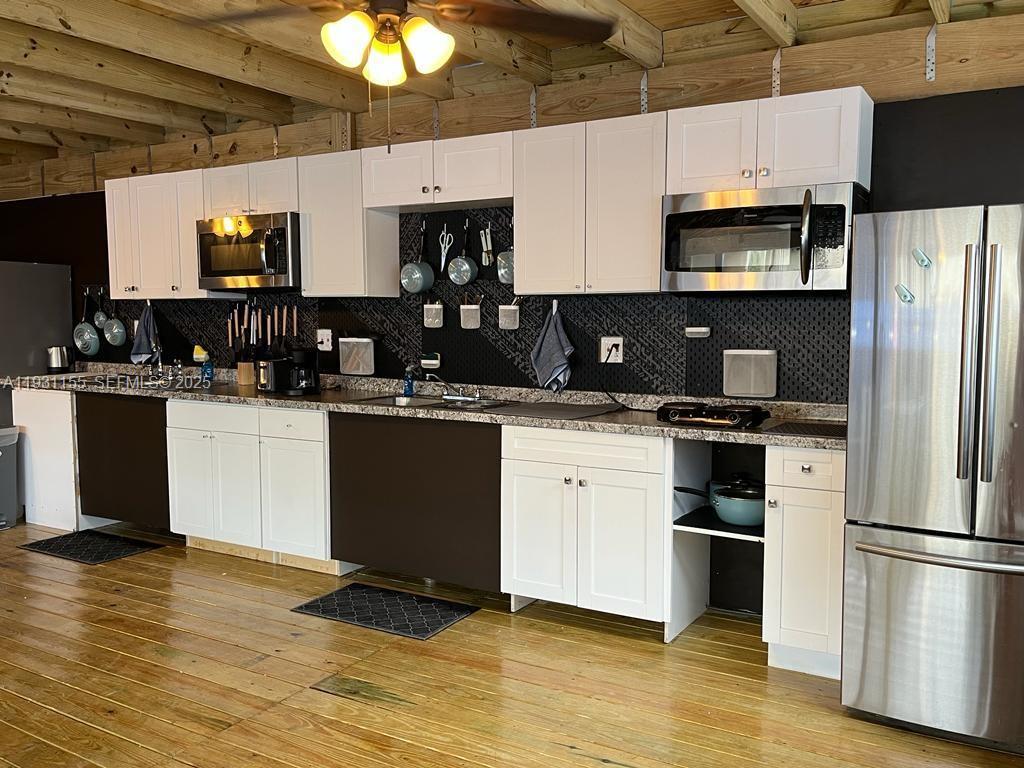 1535 SW 2nd St Miami, FL 33135