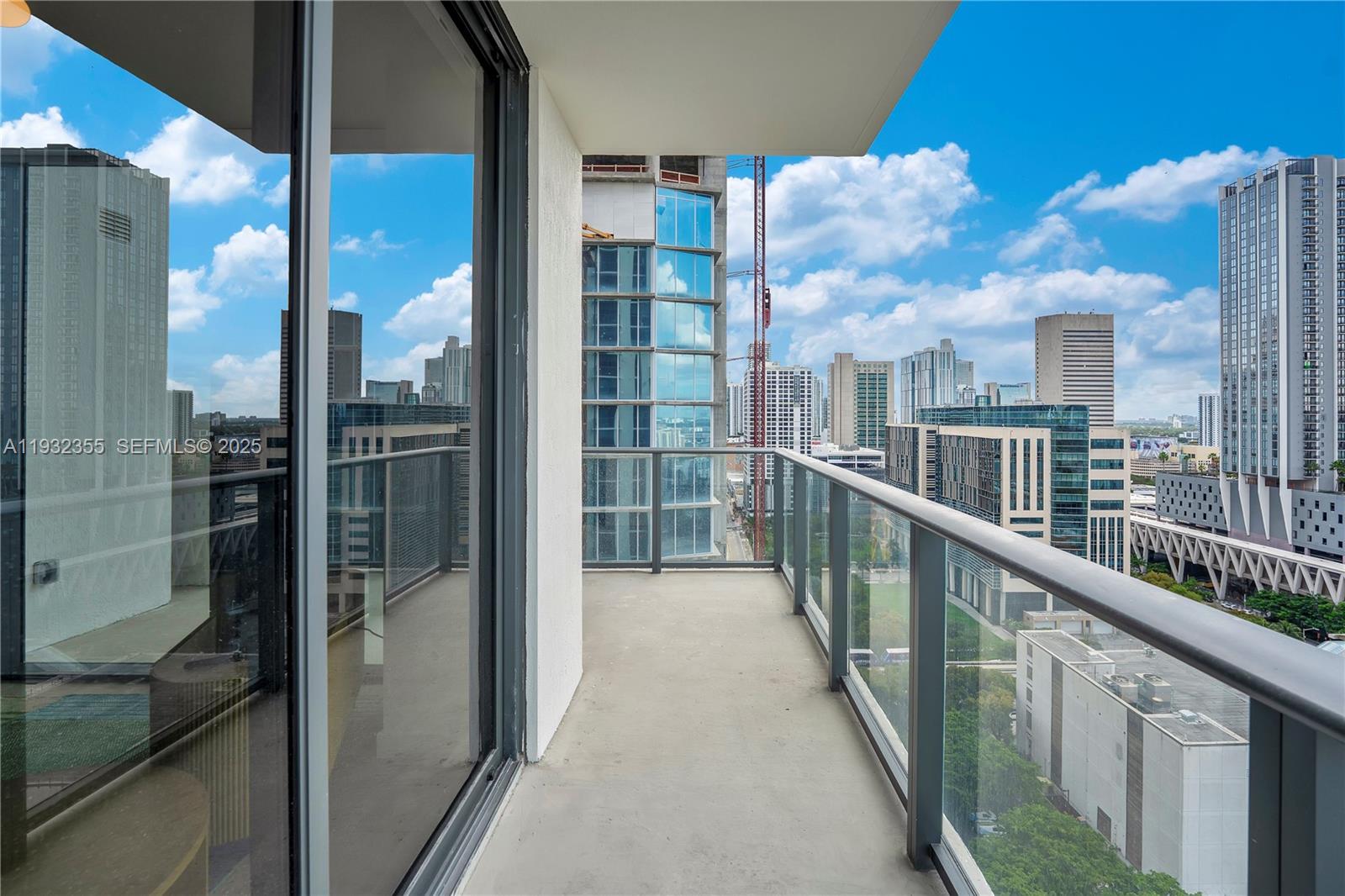 image The Crosby Miami Worldcenter36