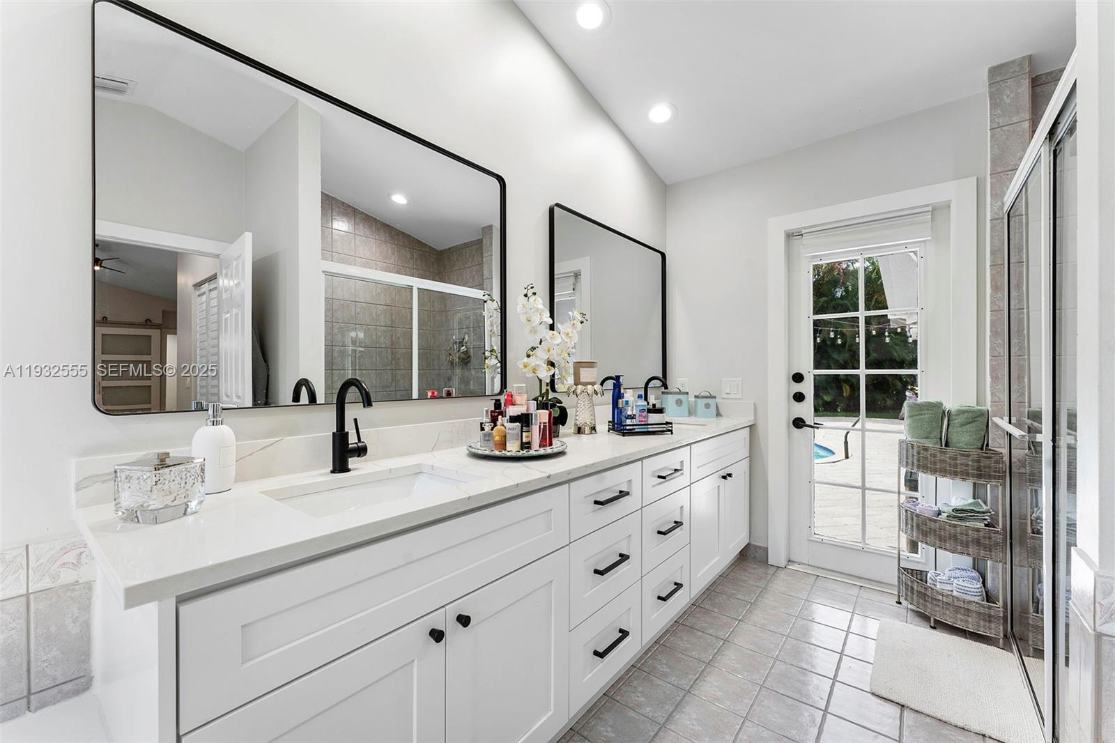 550 NW 110th Ave Plantation, FL 33324