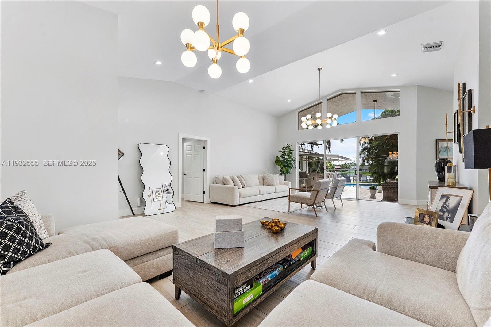 550 NW 110th Ave Plantation, FL 33324