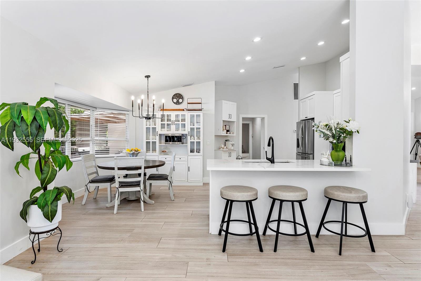 550 NW 110th Ave Plantation, FL 33324