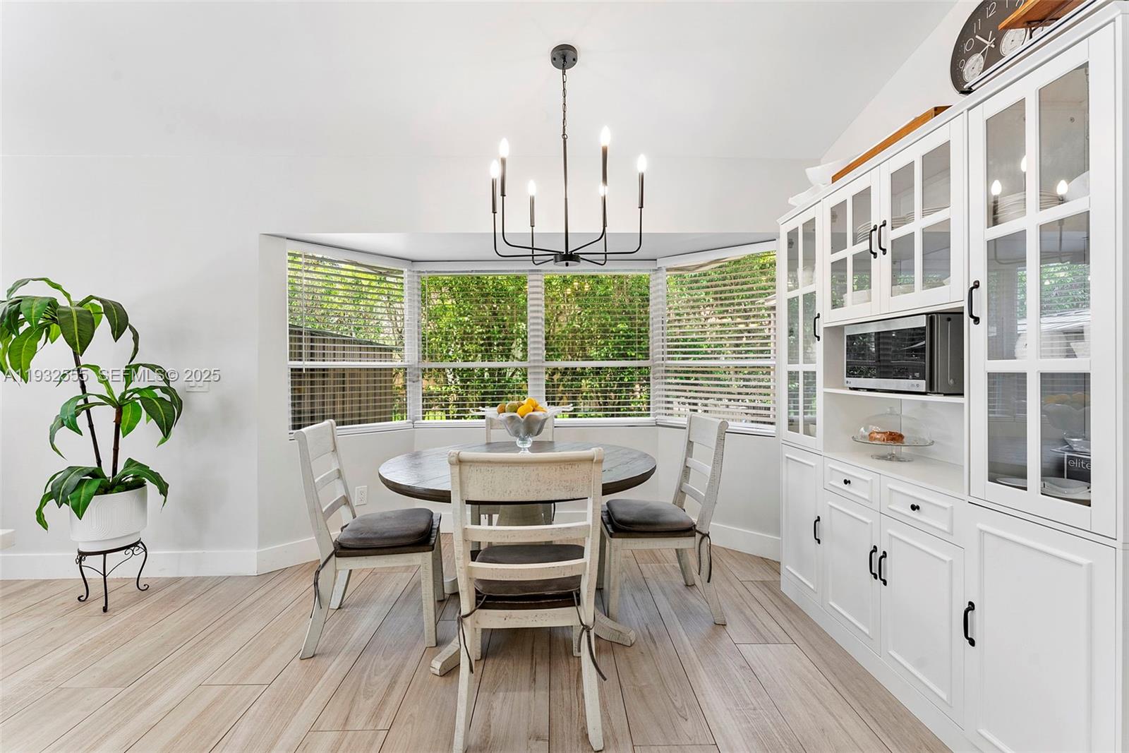 550 NW 110th Ave Plantation, FL 33324