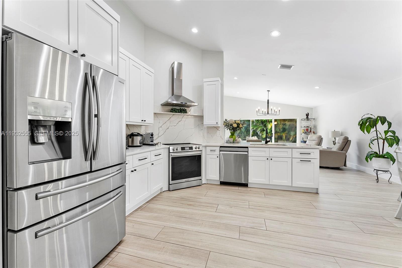 550 NW 110th Ave Plantation, FL 33324