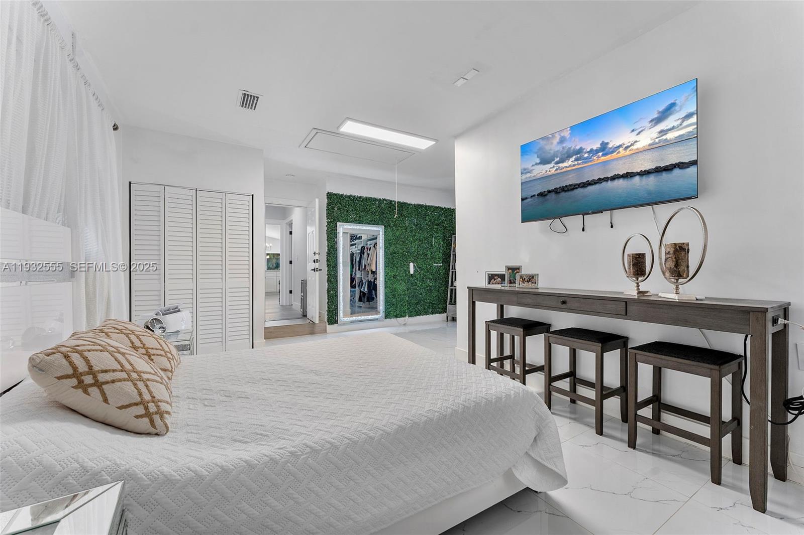 550 NW 110th Ave Plantation, FL 33324