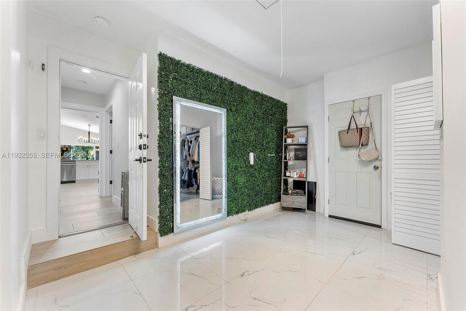 550 NW 110th Ave Plantation, FL 33324